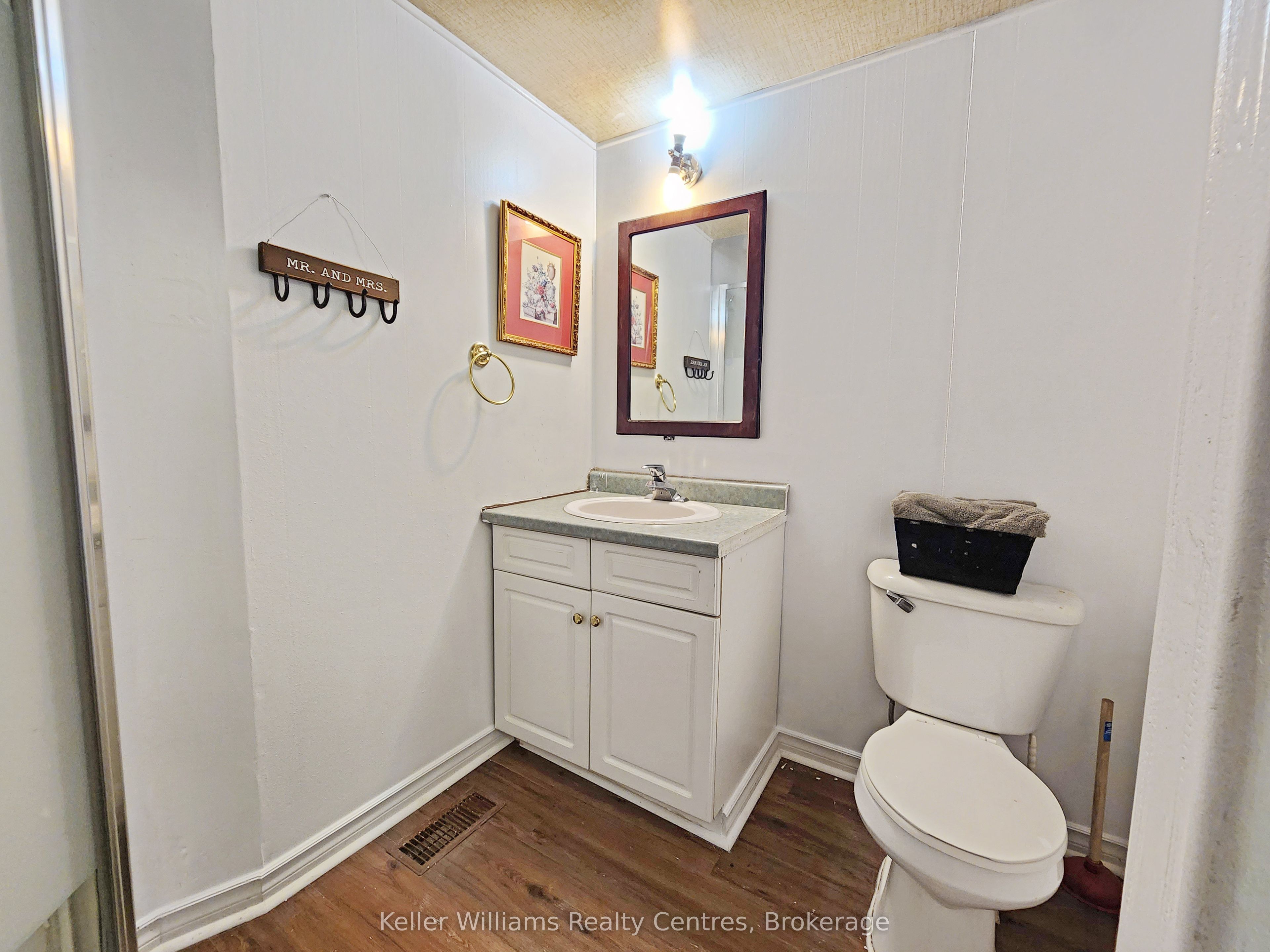 541 Turnberry Street Property Photo 17