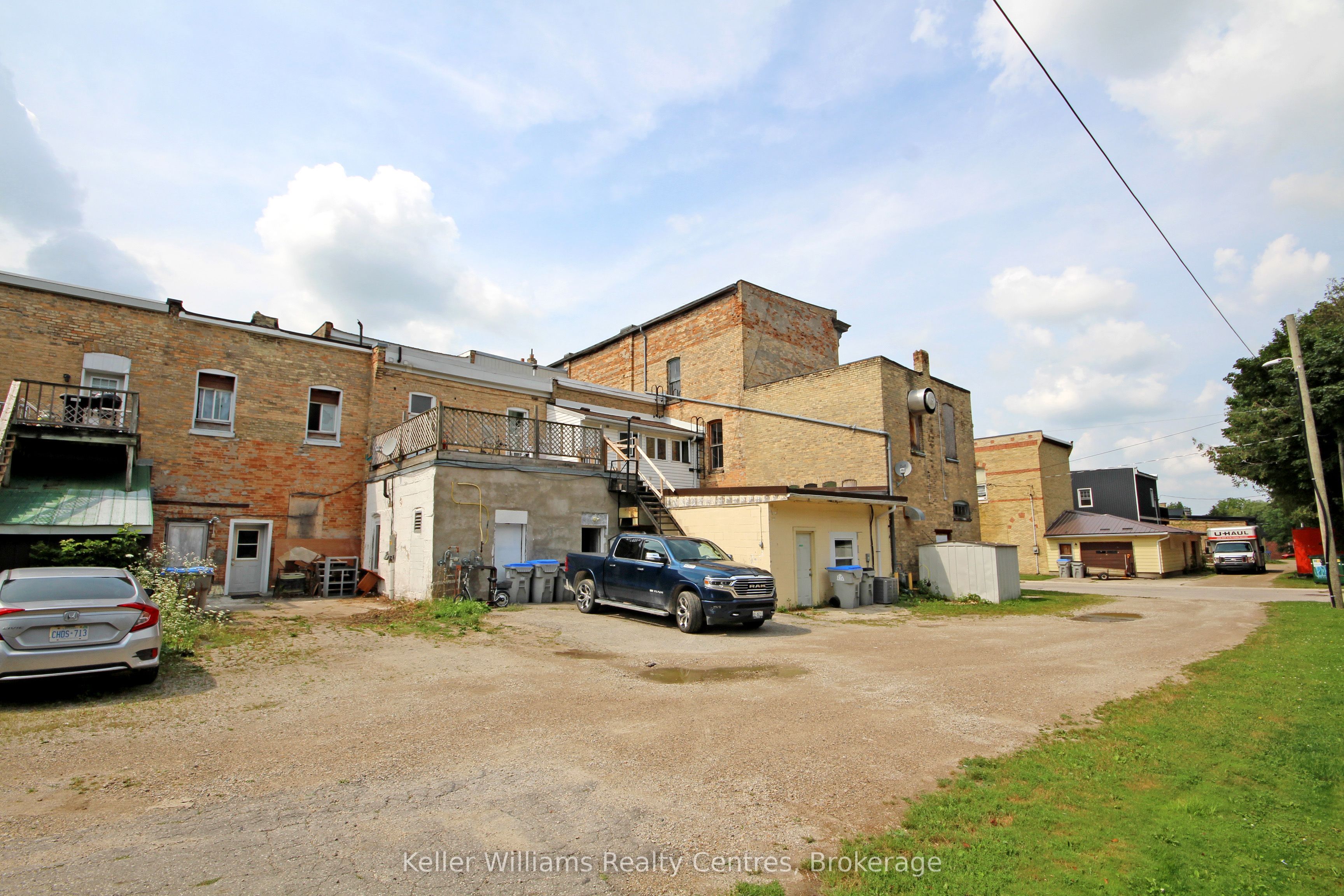 541 Turnberry Street Property Photo 19