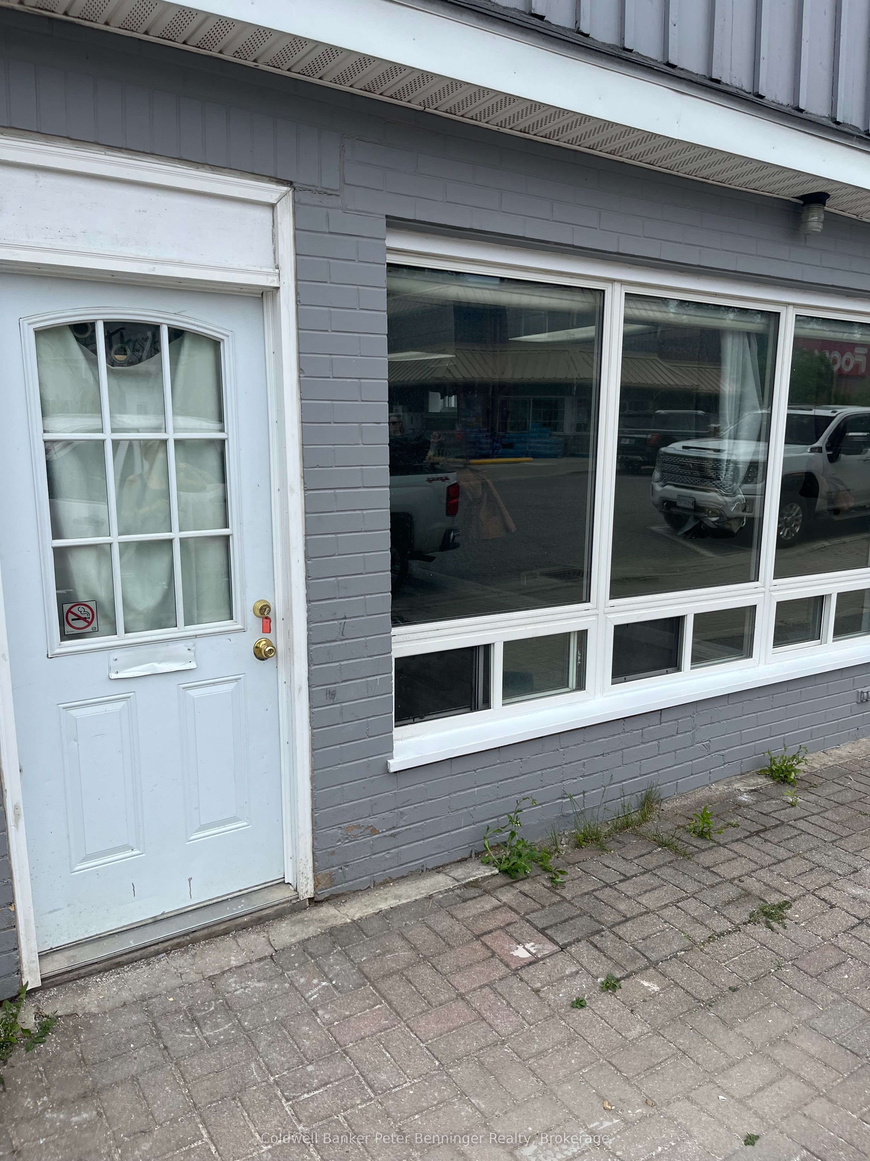 10 Front Street Property Photo 13