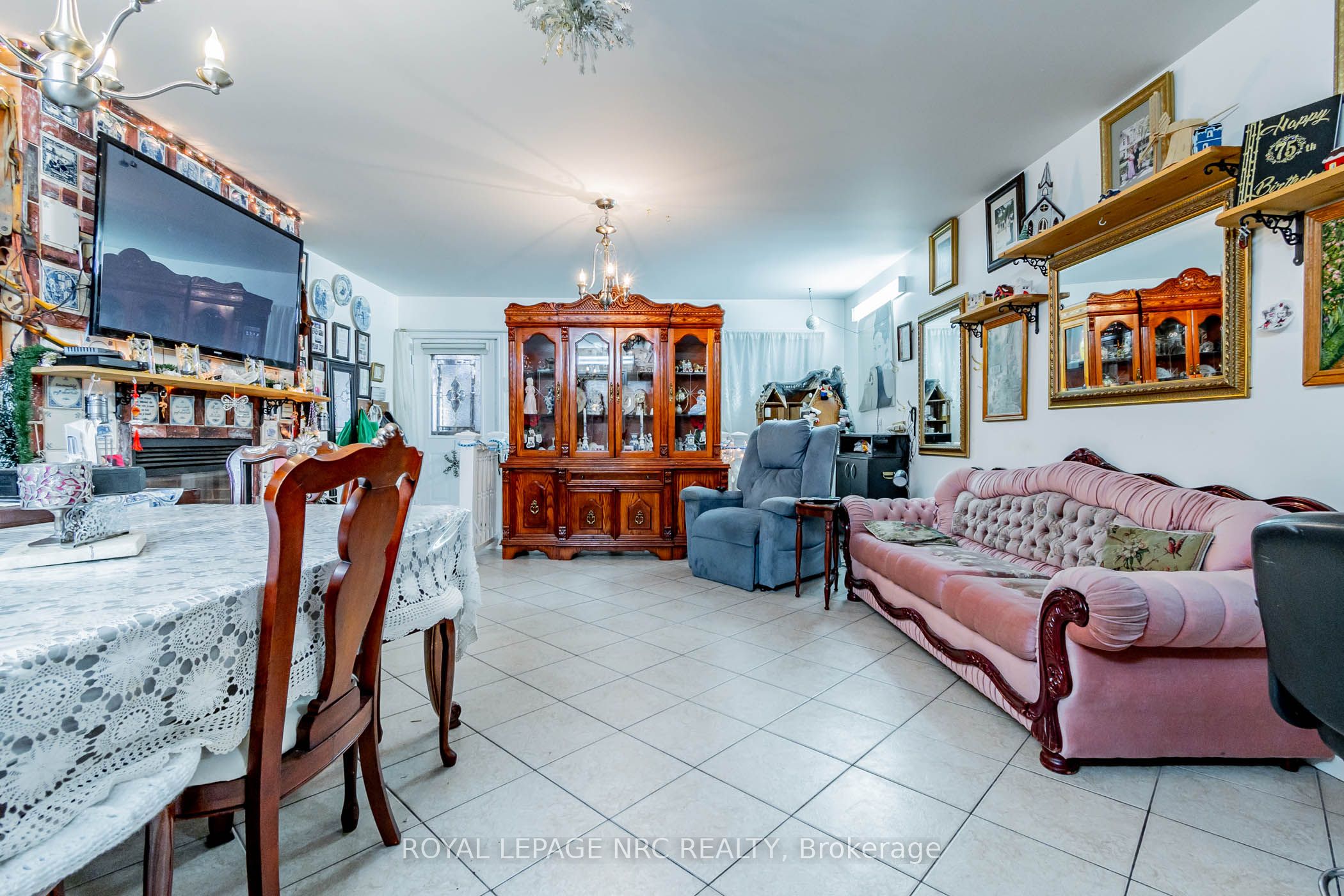 6490 Thorold Stone Road Property Photo 34
