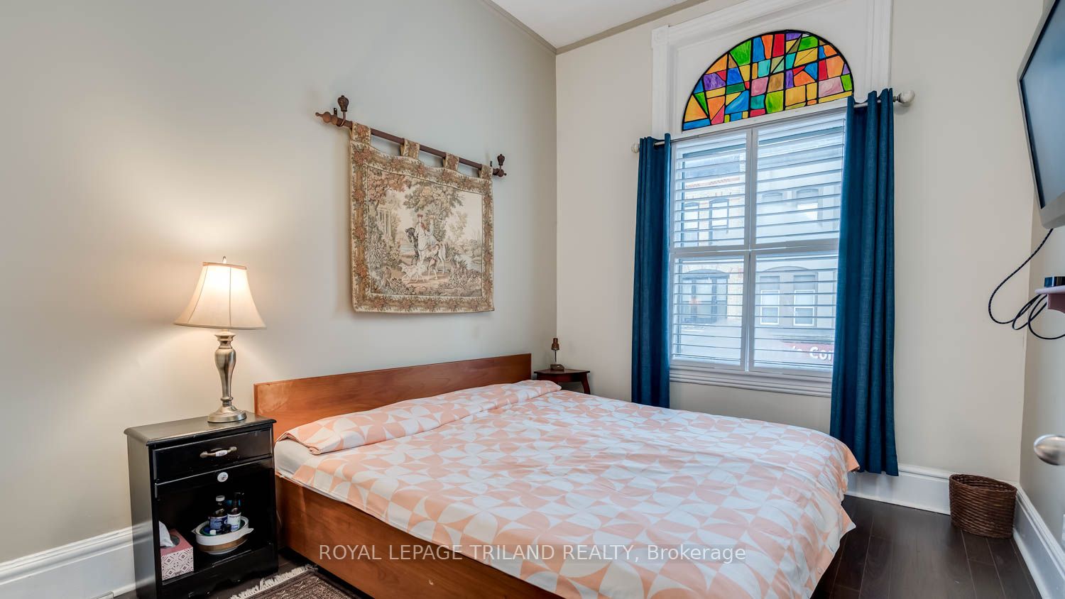 368 Talbot Street Property Photo 11