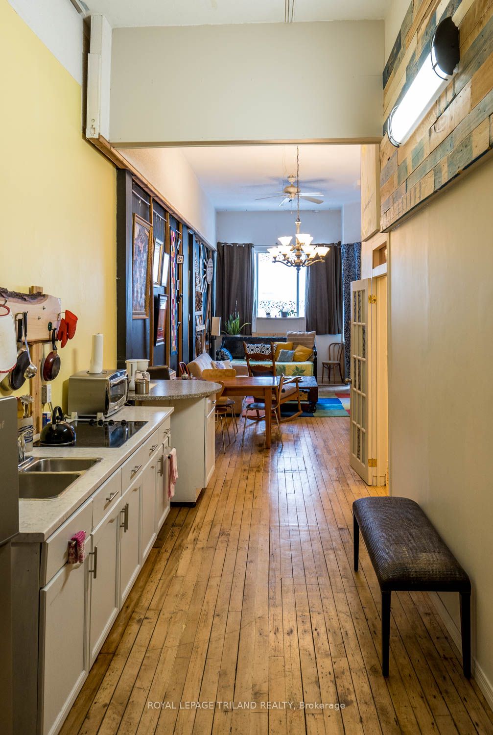 368 Talbot Street Property Photo 22