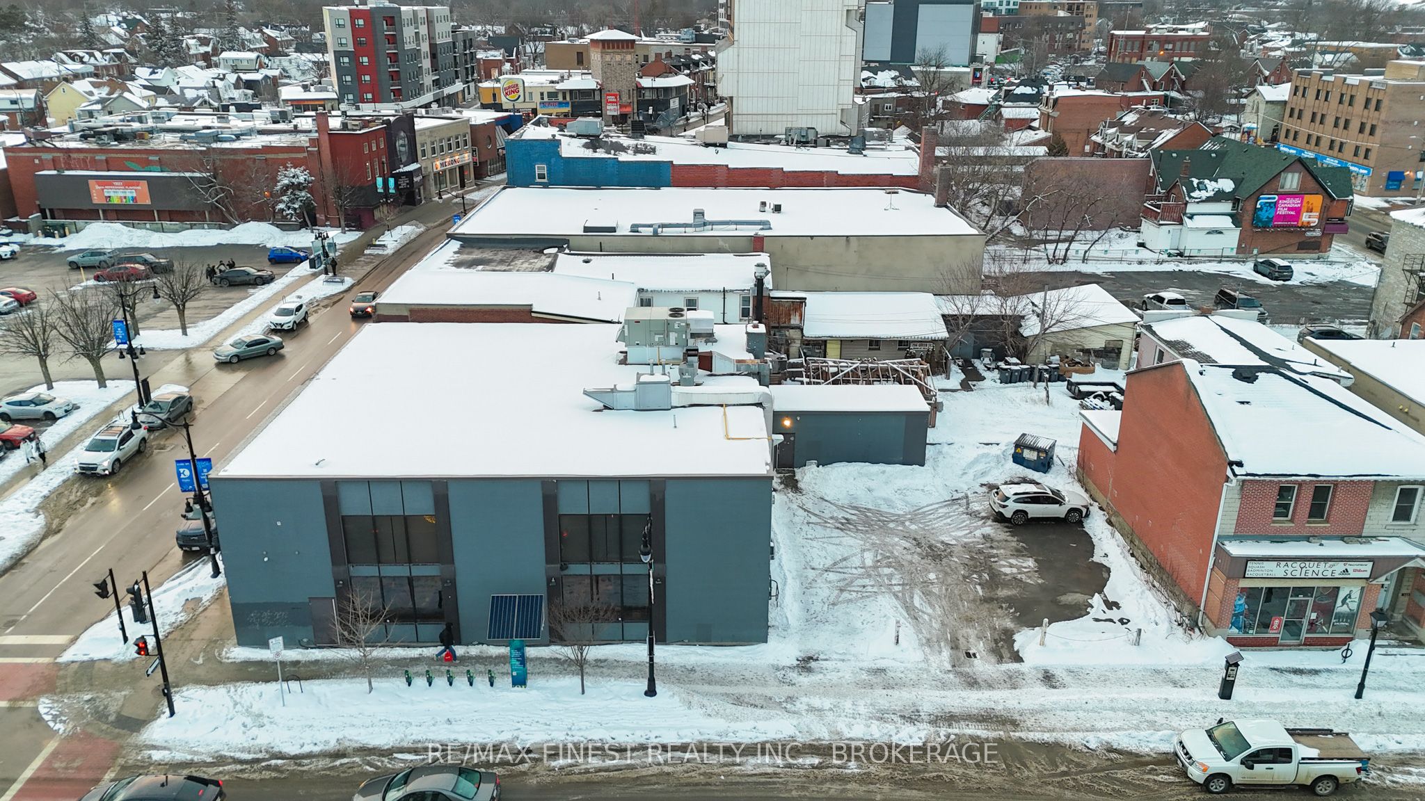 371 Princess Street Property Photo 4