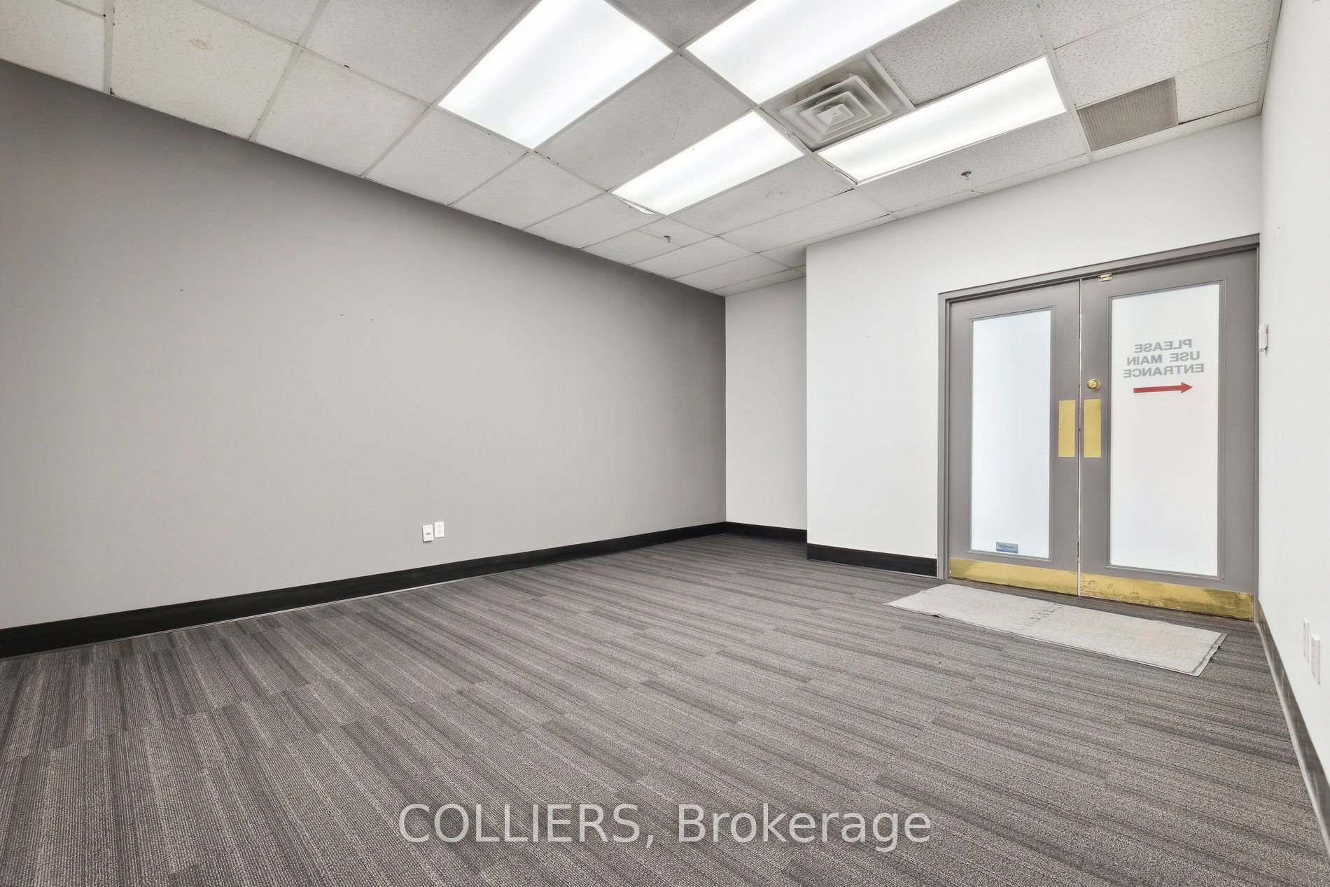 364 Water Street Property Photo 3