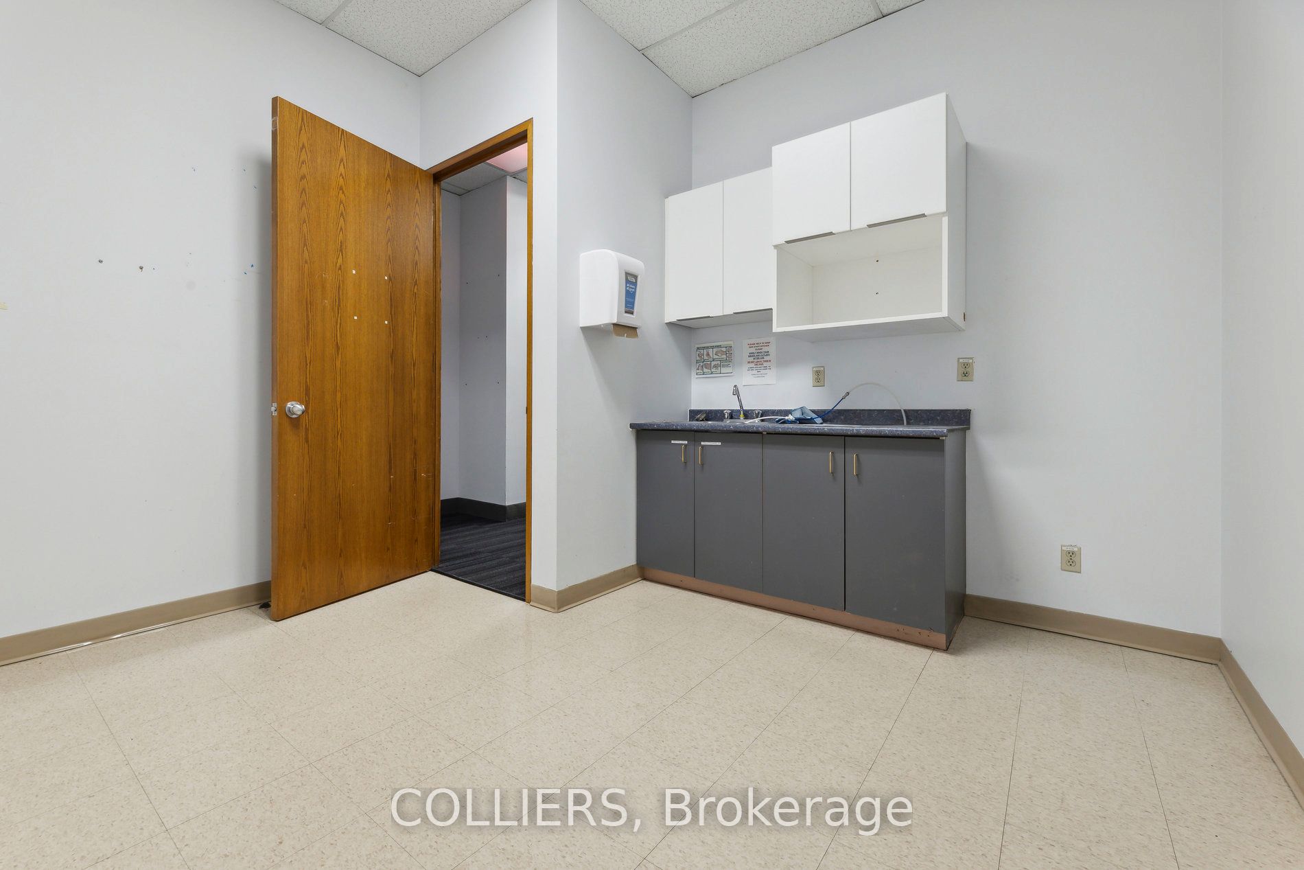 364 Water Street Property Photo 13