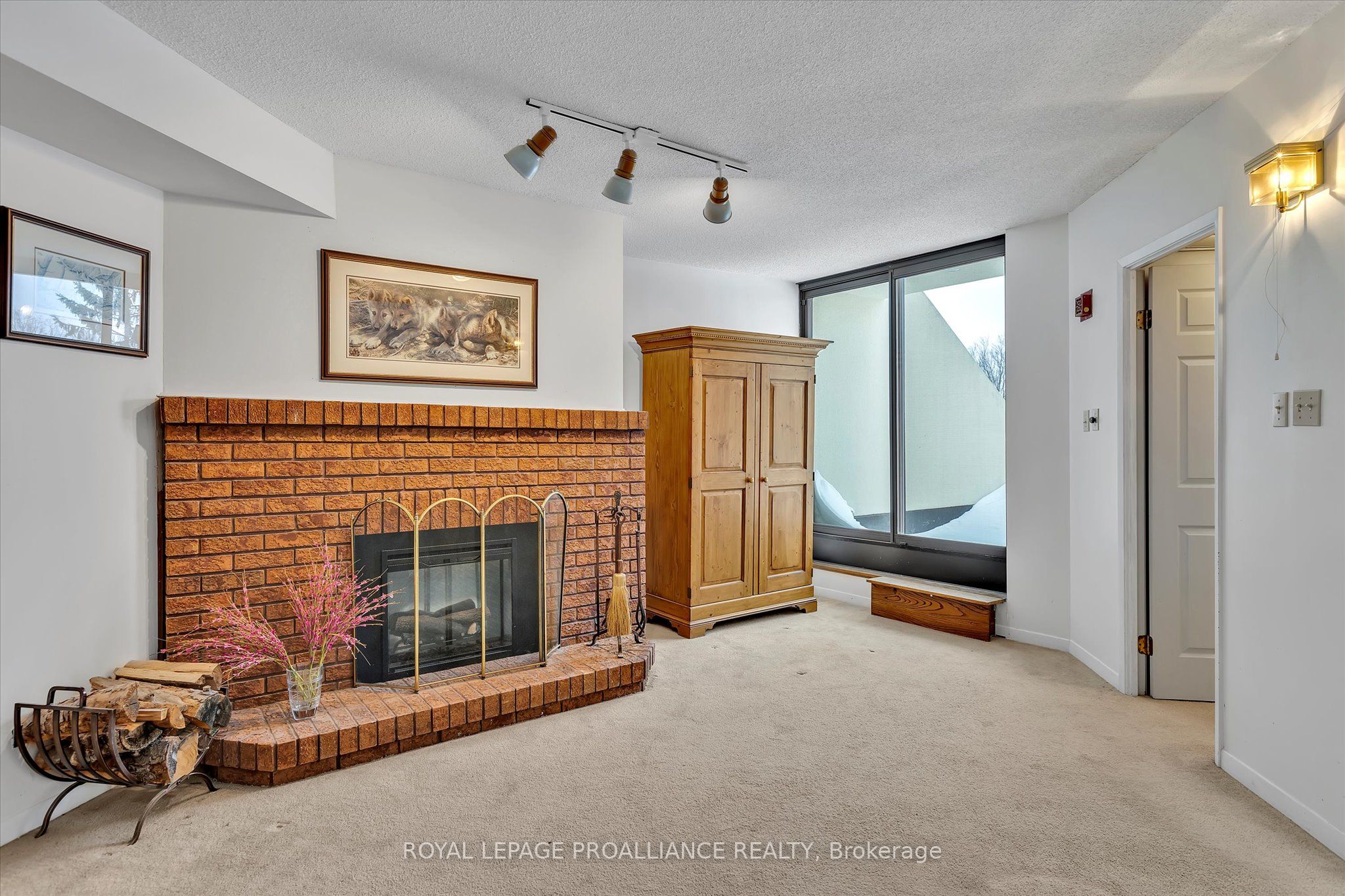#501 - 1818 Cherryhill Road Property Photo 8