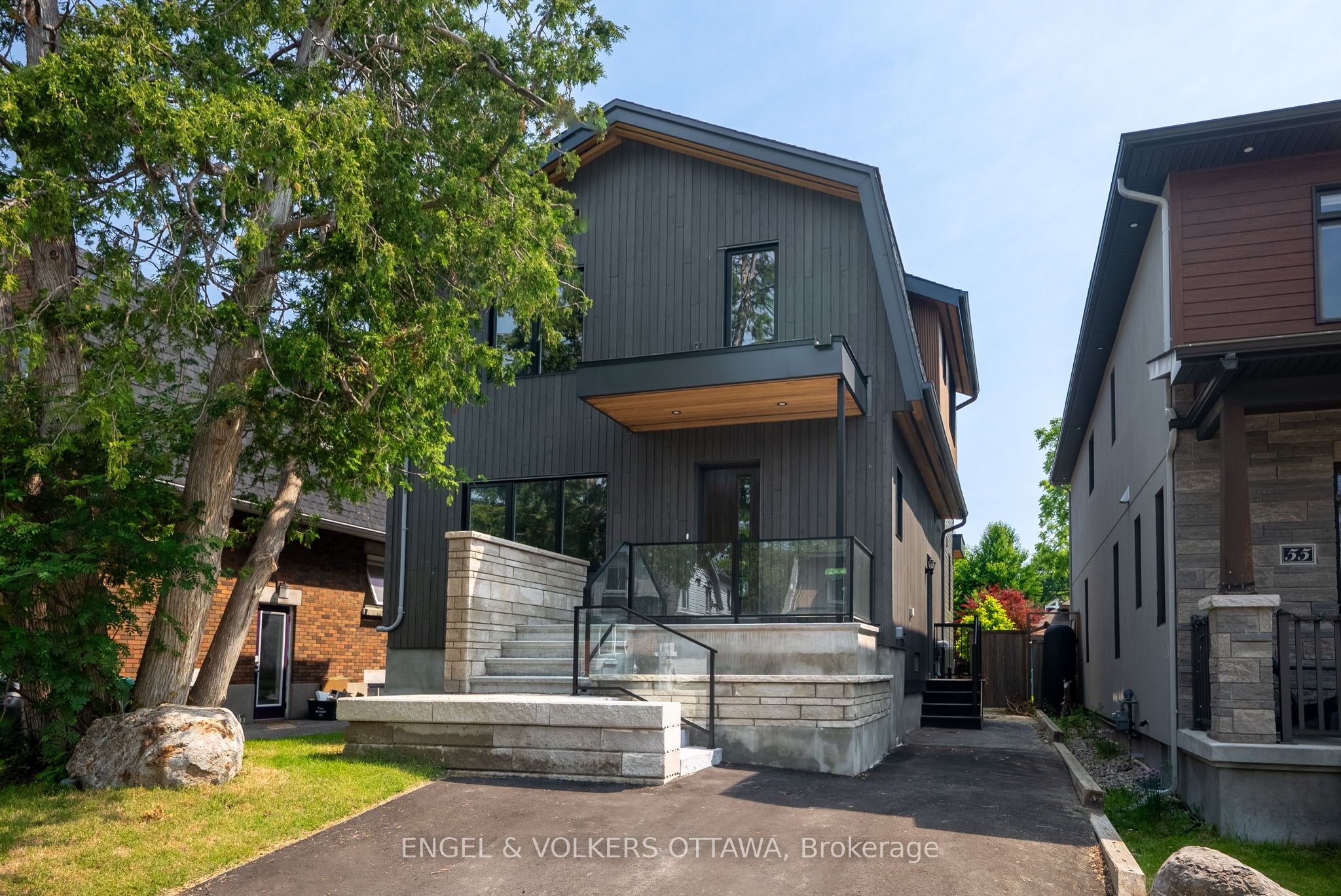 51 Ross Avenue Property Photo 1
