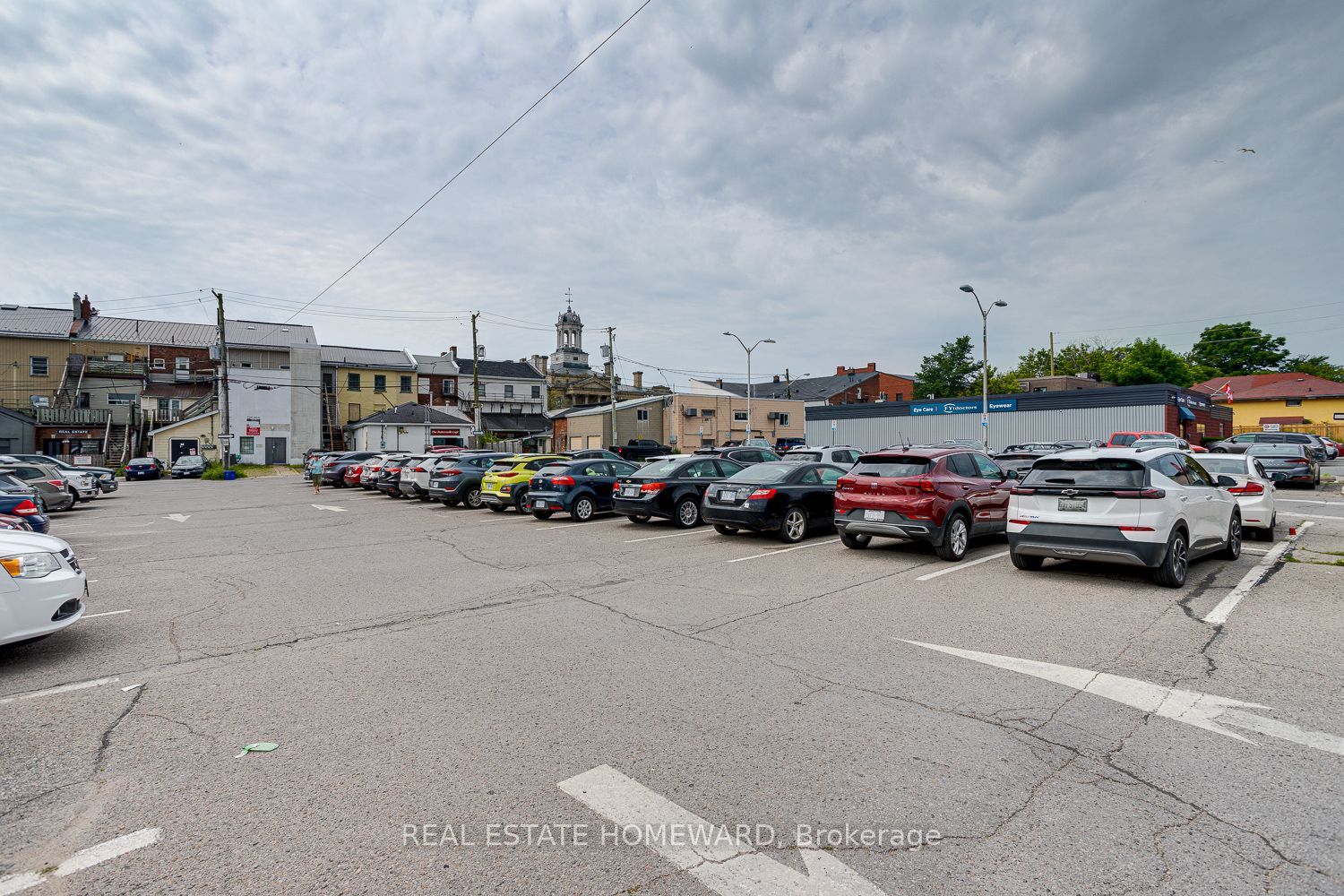 52 King Street Property Photo 4