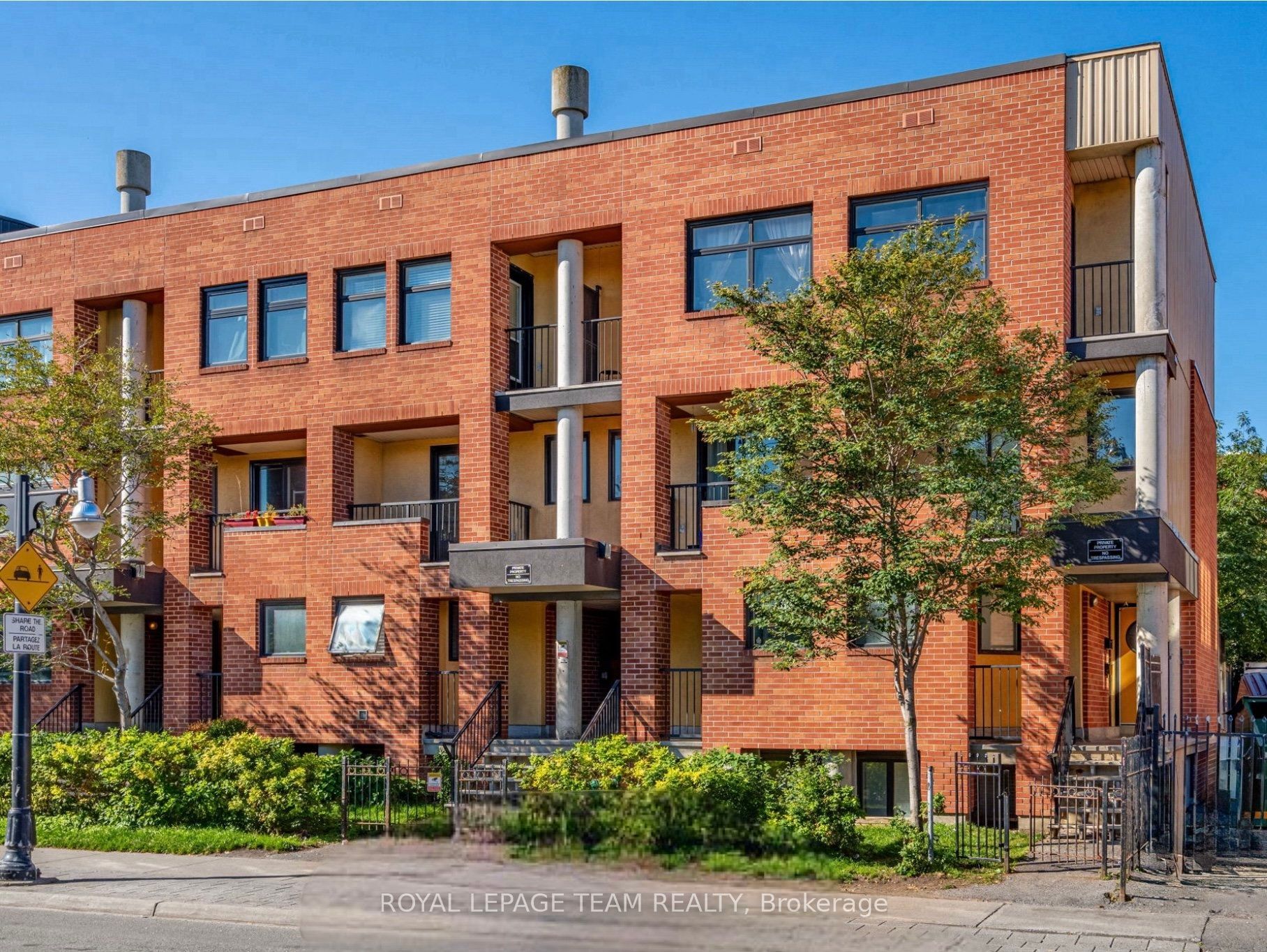 270 King Edward Avenue Property Photo 1