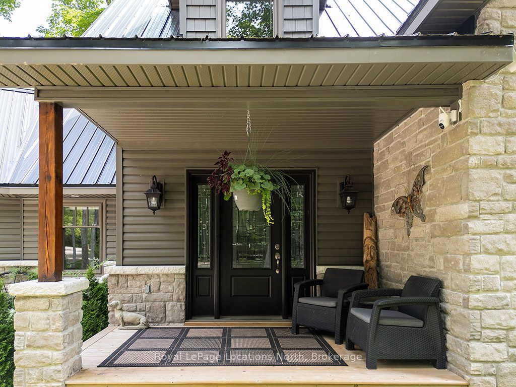 058151 12th Line Property Photo 6