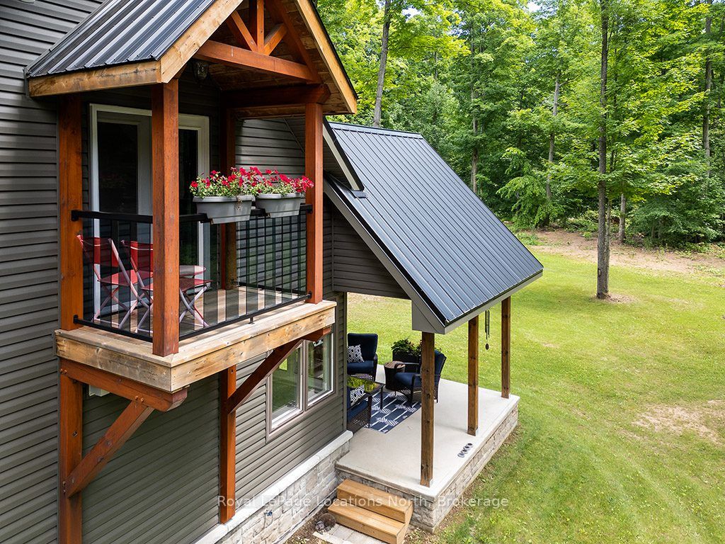 058151 12th Line Property Photo 23