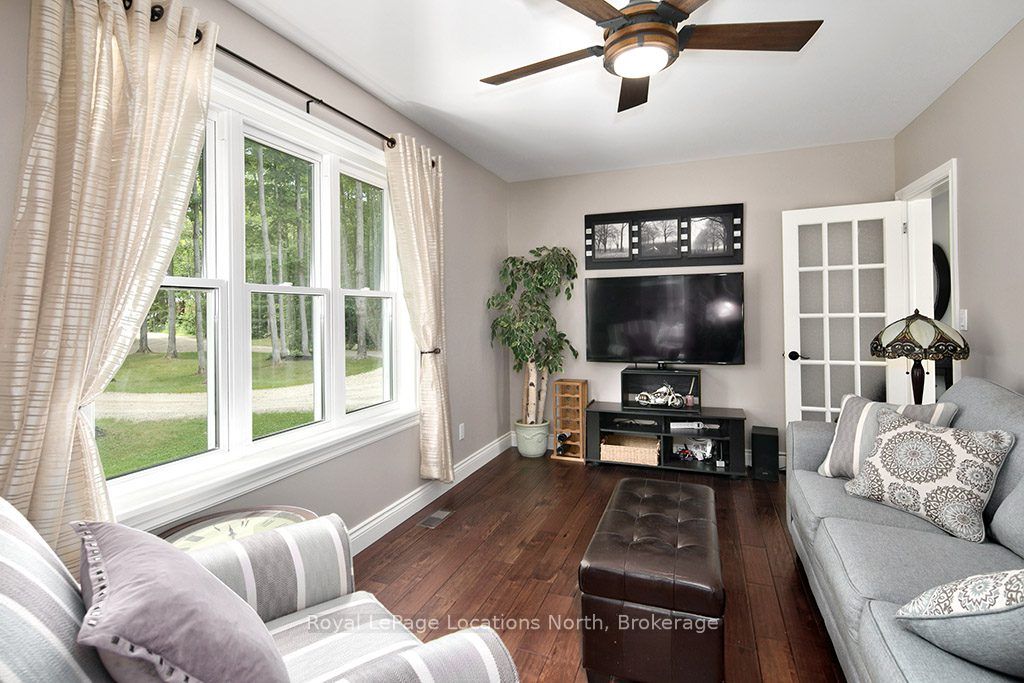 058151 12th Line Property Photo 33