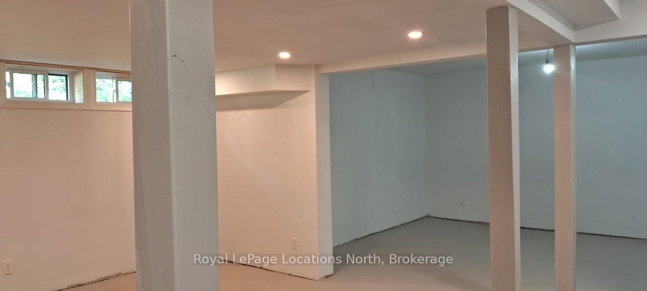 058151 12th Line Property Photo 40