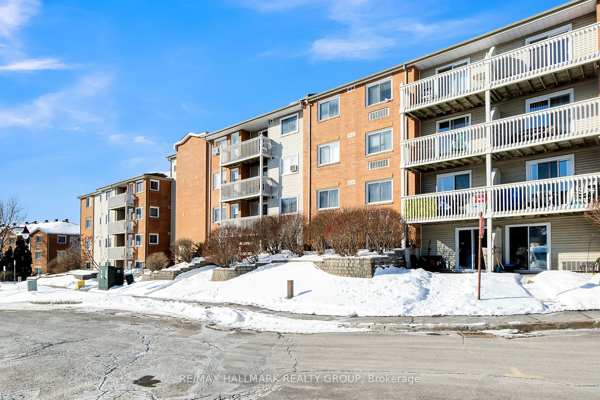 #112 - 345 Centrum Boulevard Property Photo