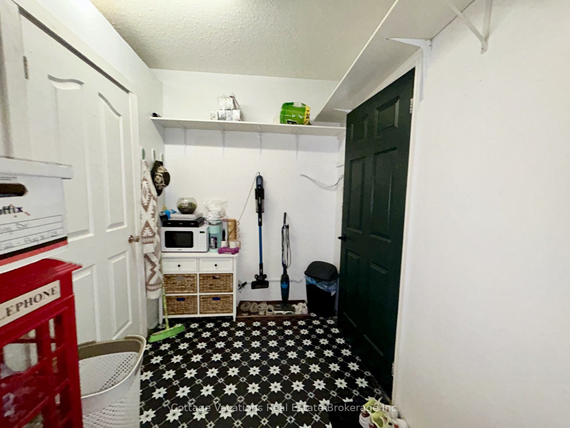 #2 - 10 Brunel Road Property Photo 18