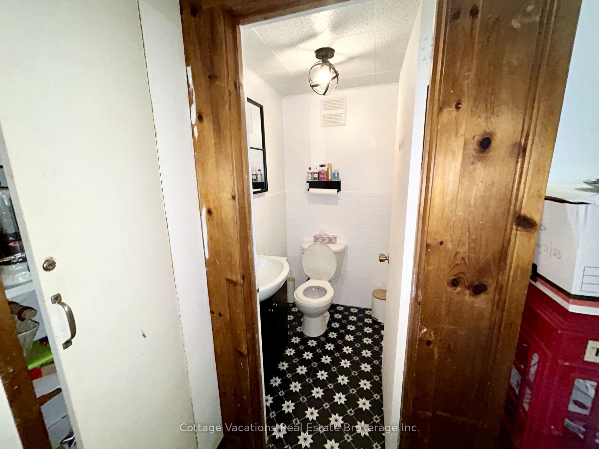#2 - 10 Brunel Road Property Photo 20