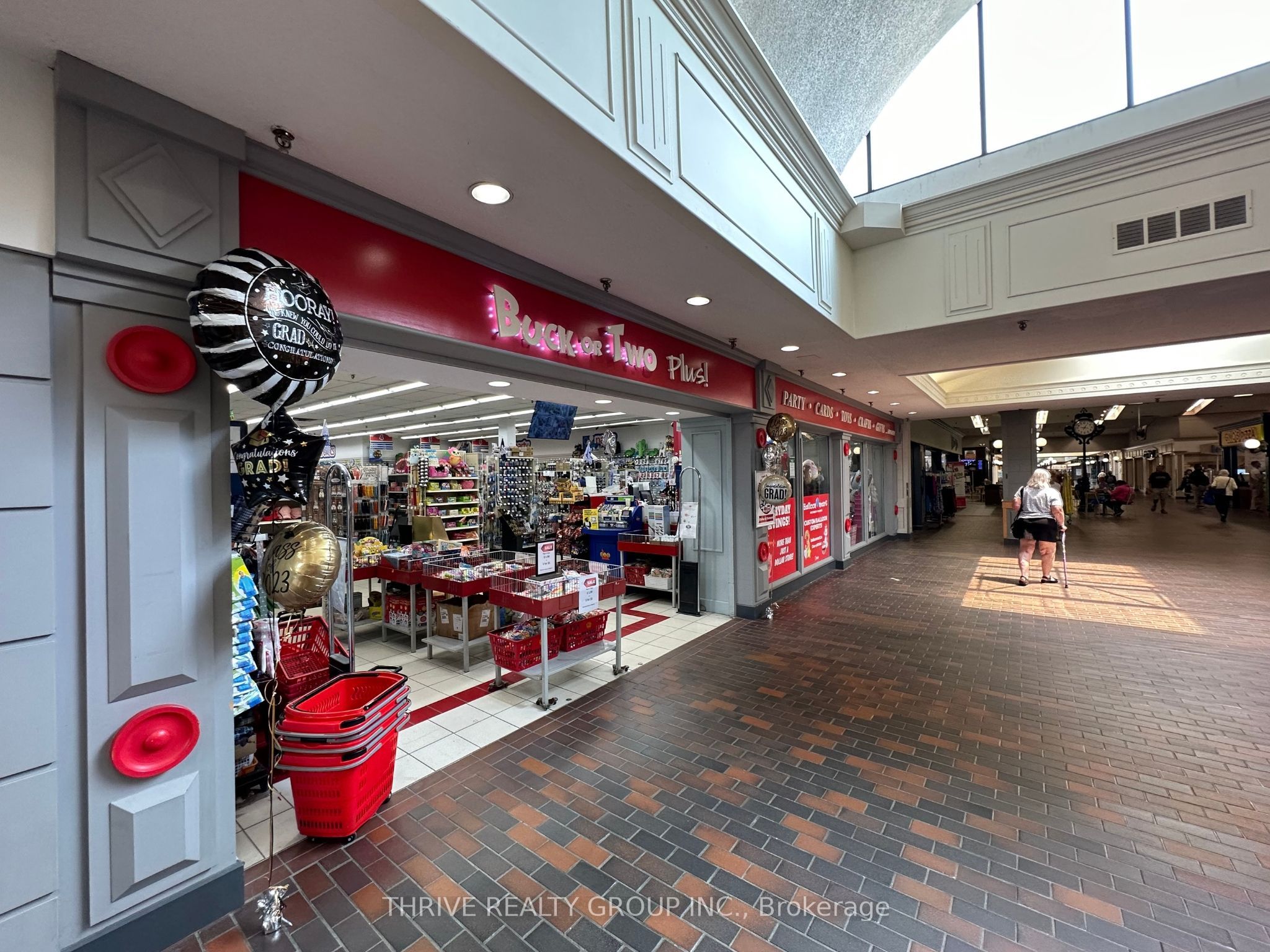 #5b - 301 Oxford Street Property Photo 3
