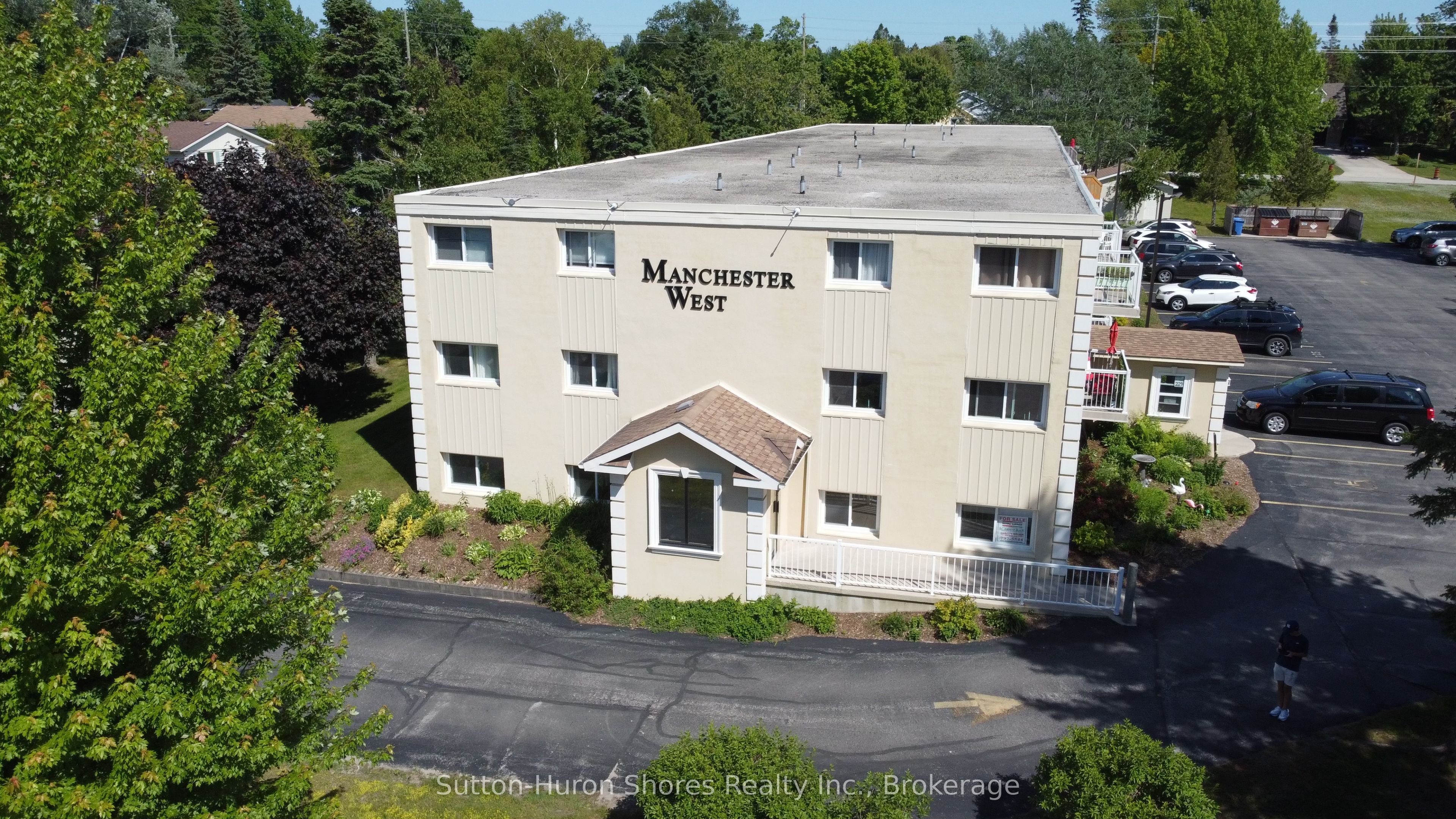 #114 - 229 Adelaide Street Property Photo 1