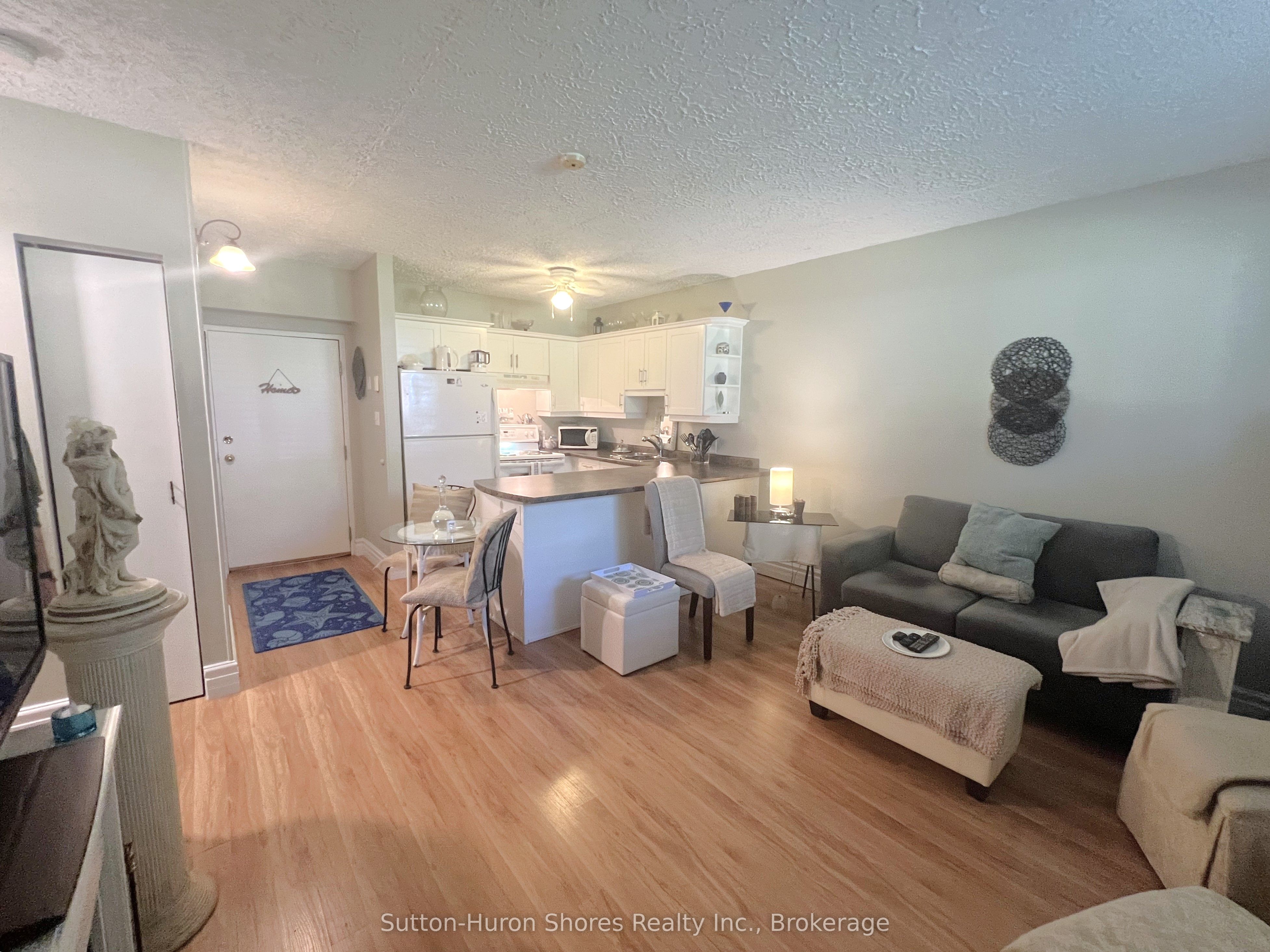 #114 - 229 Adelaide Street Property Photo 15