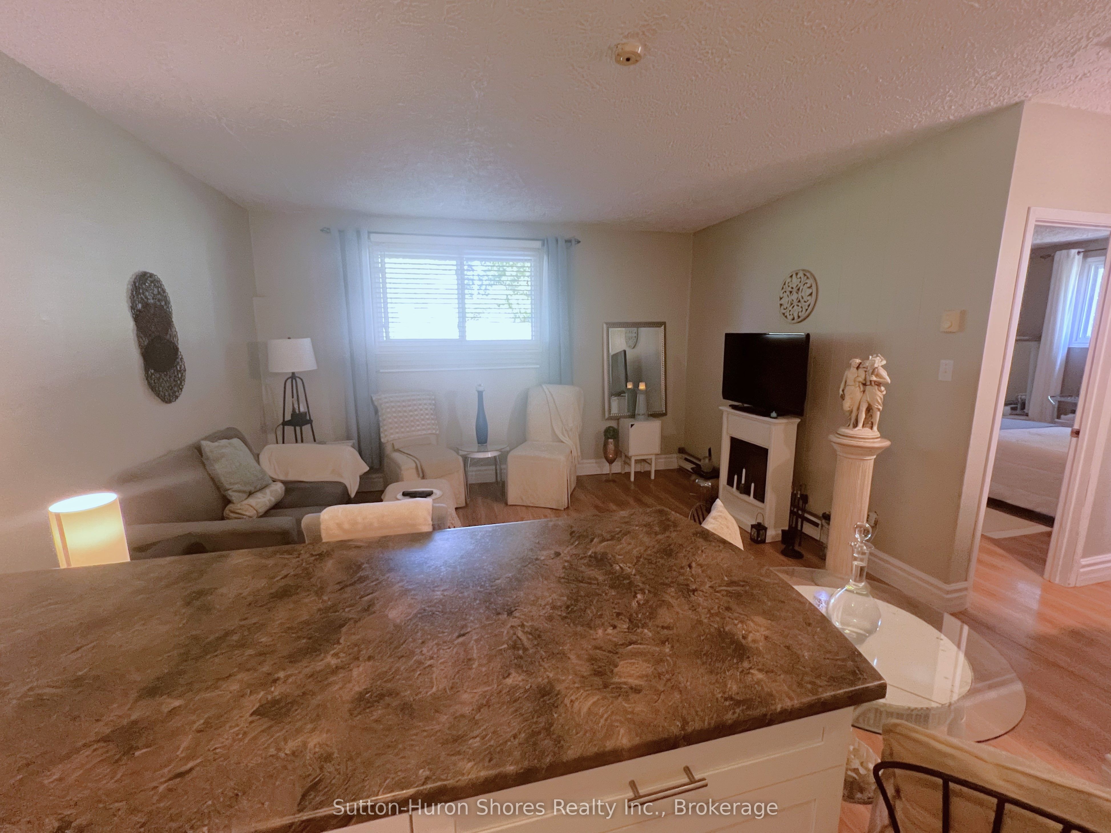 #114 - 229 Adelaide Street Property Photo 18