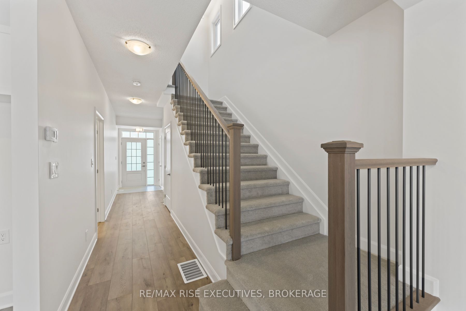 410 Buckthorn Drive Property Photo 16
