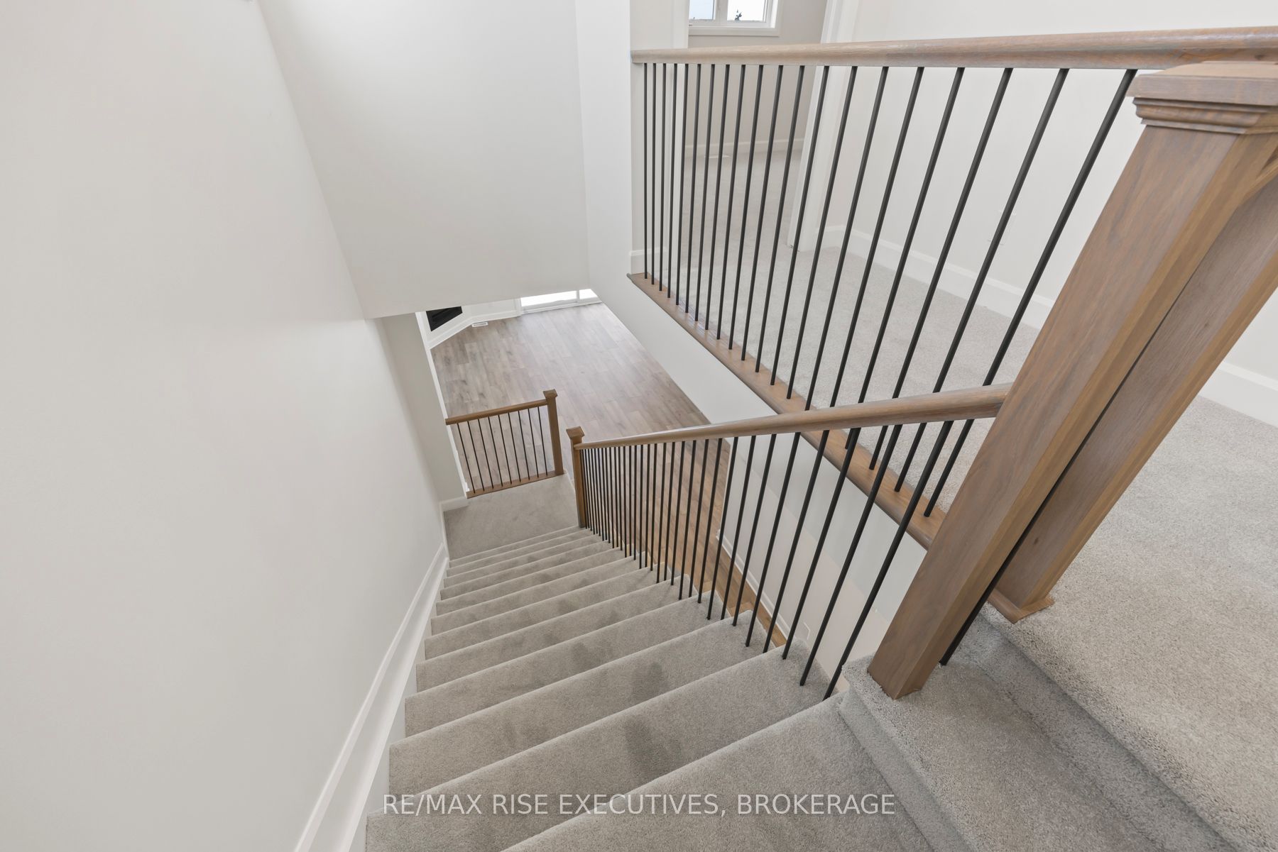 410 Buckthorn Drive Property Photo 17