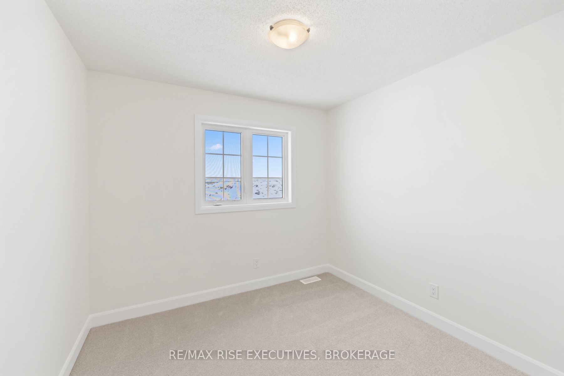 410 Buckthorn Drive Property Photo 22