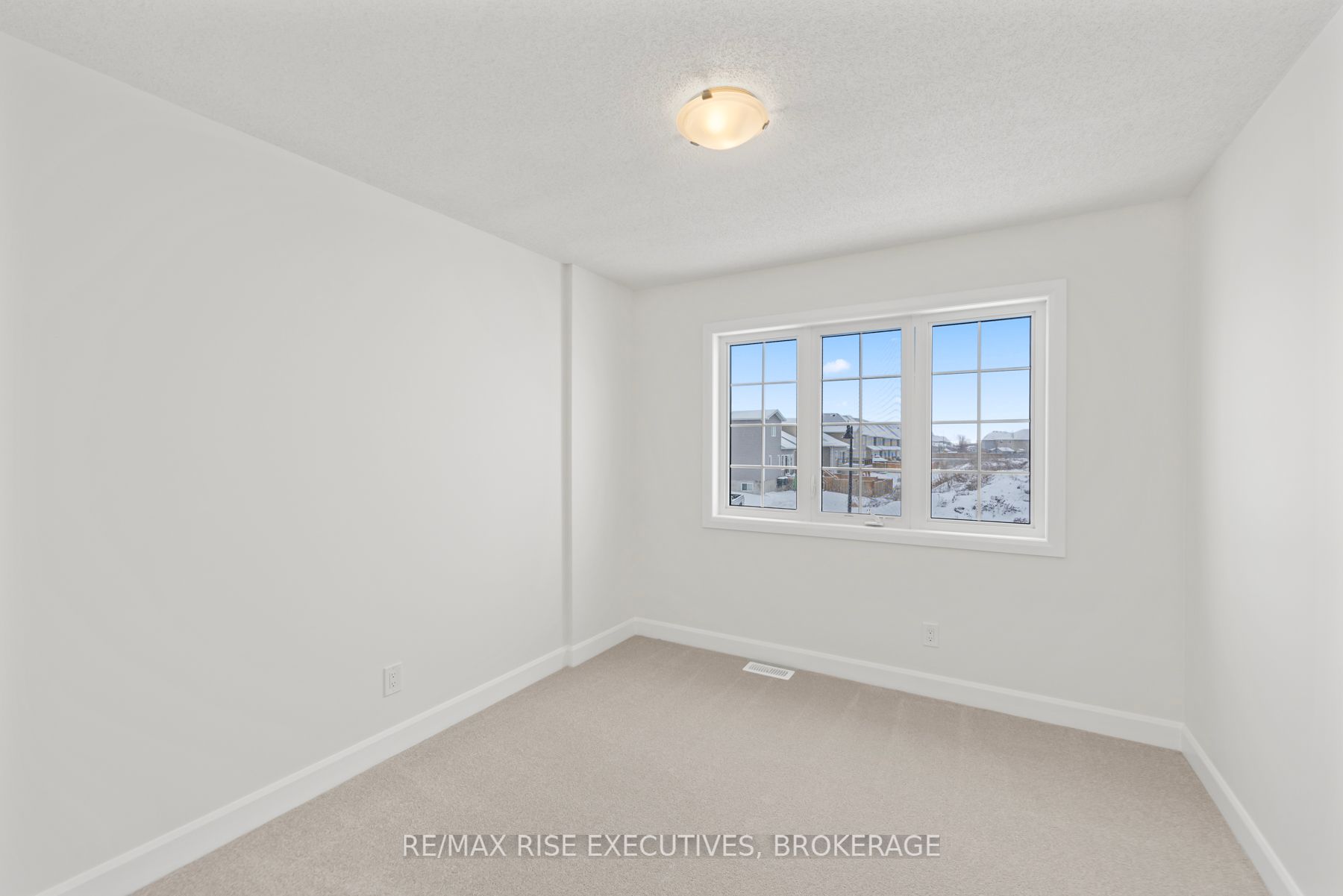 410 Buckthorn Drive Property Photo 26