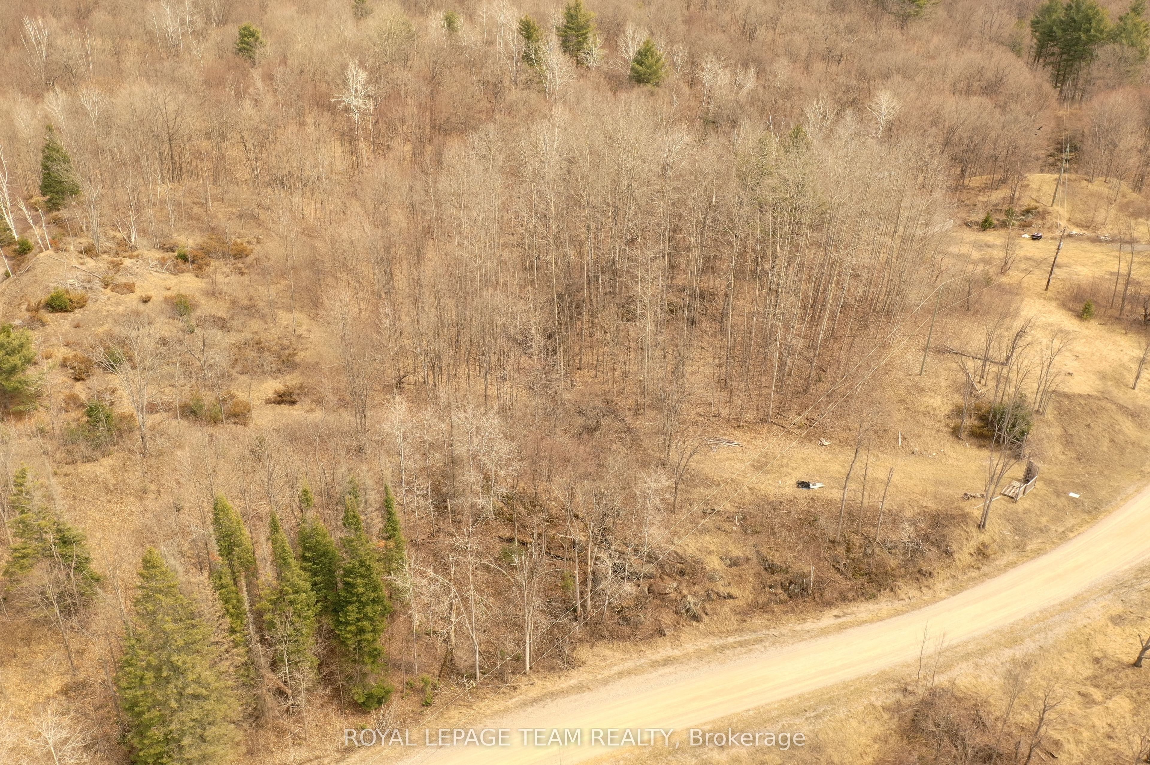 1231 Shiner Road Property Photo