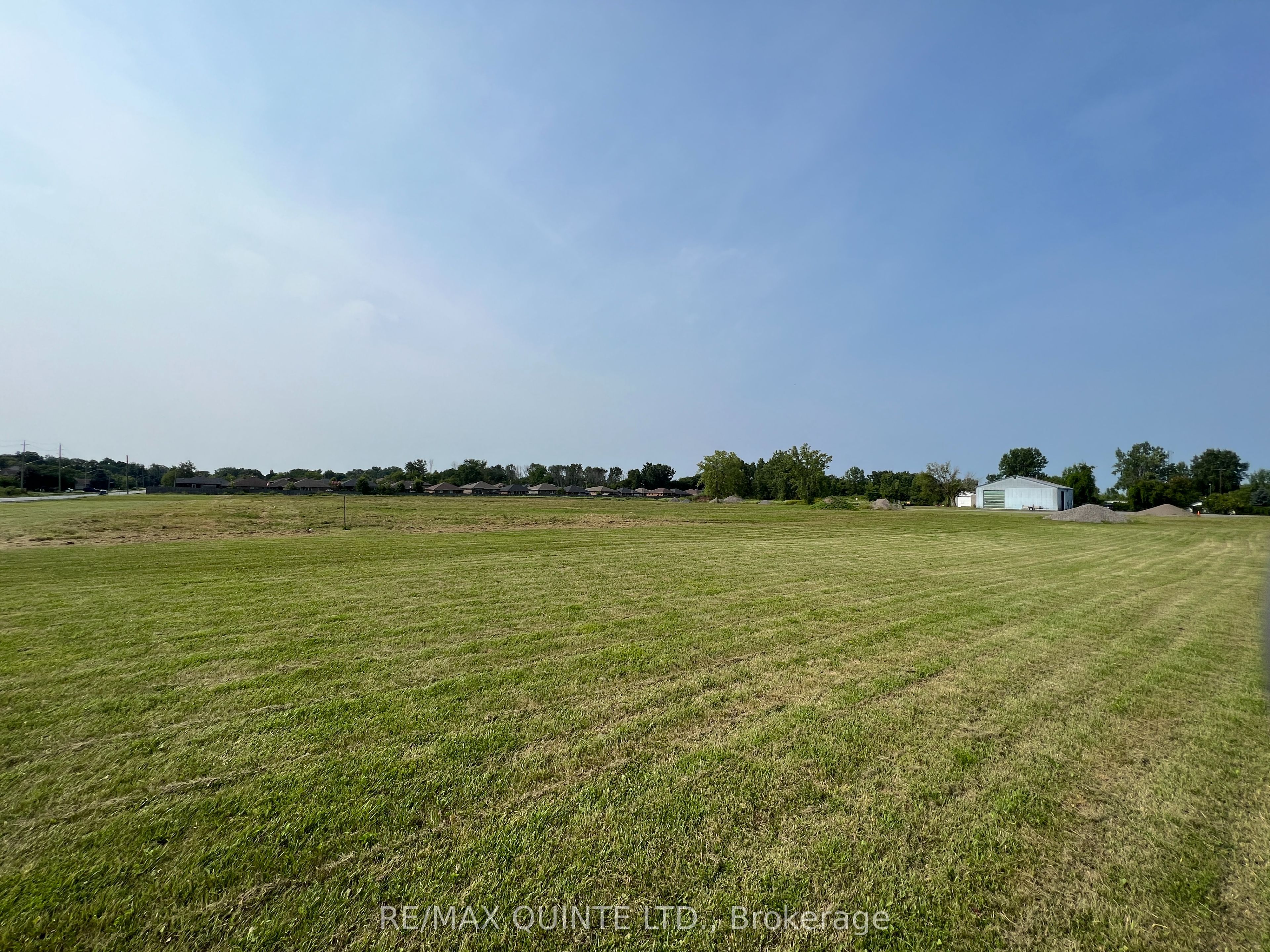 435 Station Street Property Photo 11