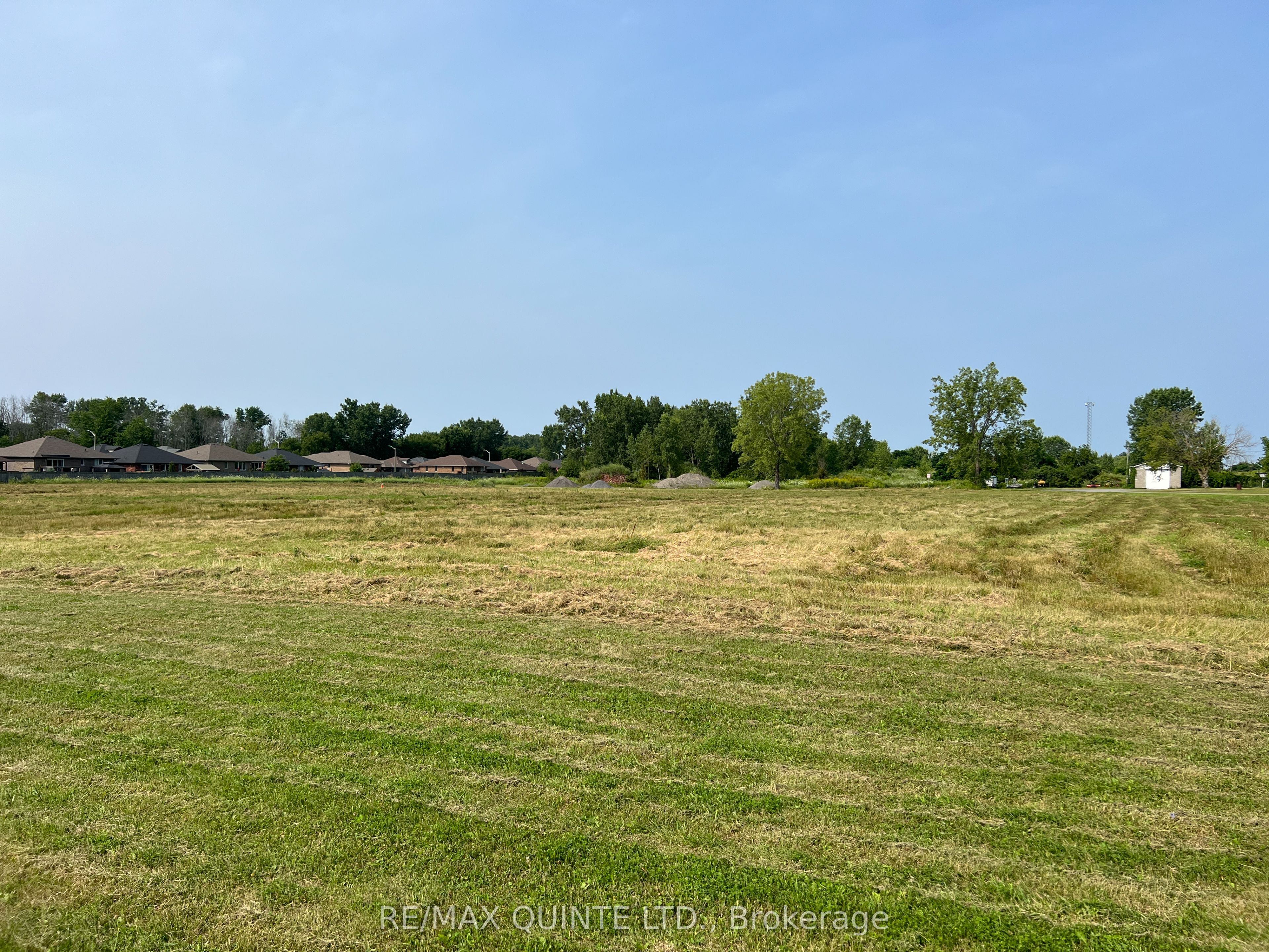 435 Station Street Property Photo 15