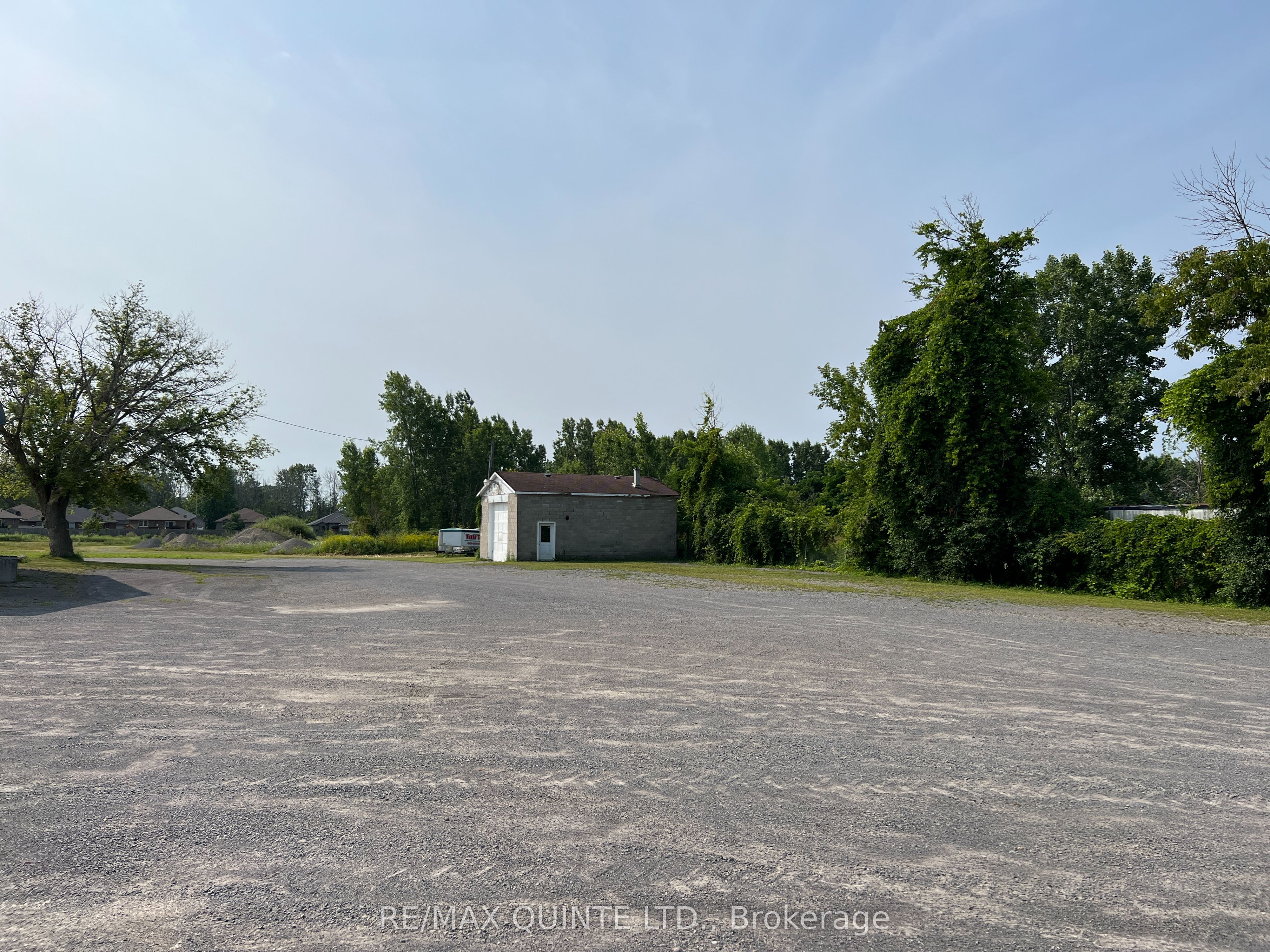 435 Station Street Property Photo 26