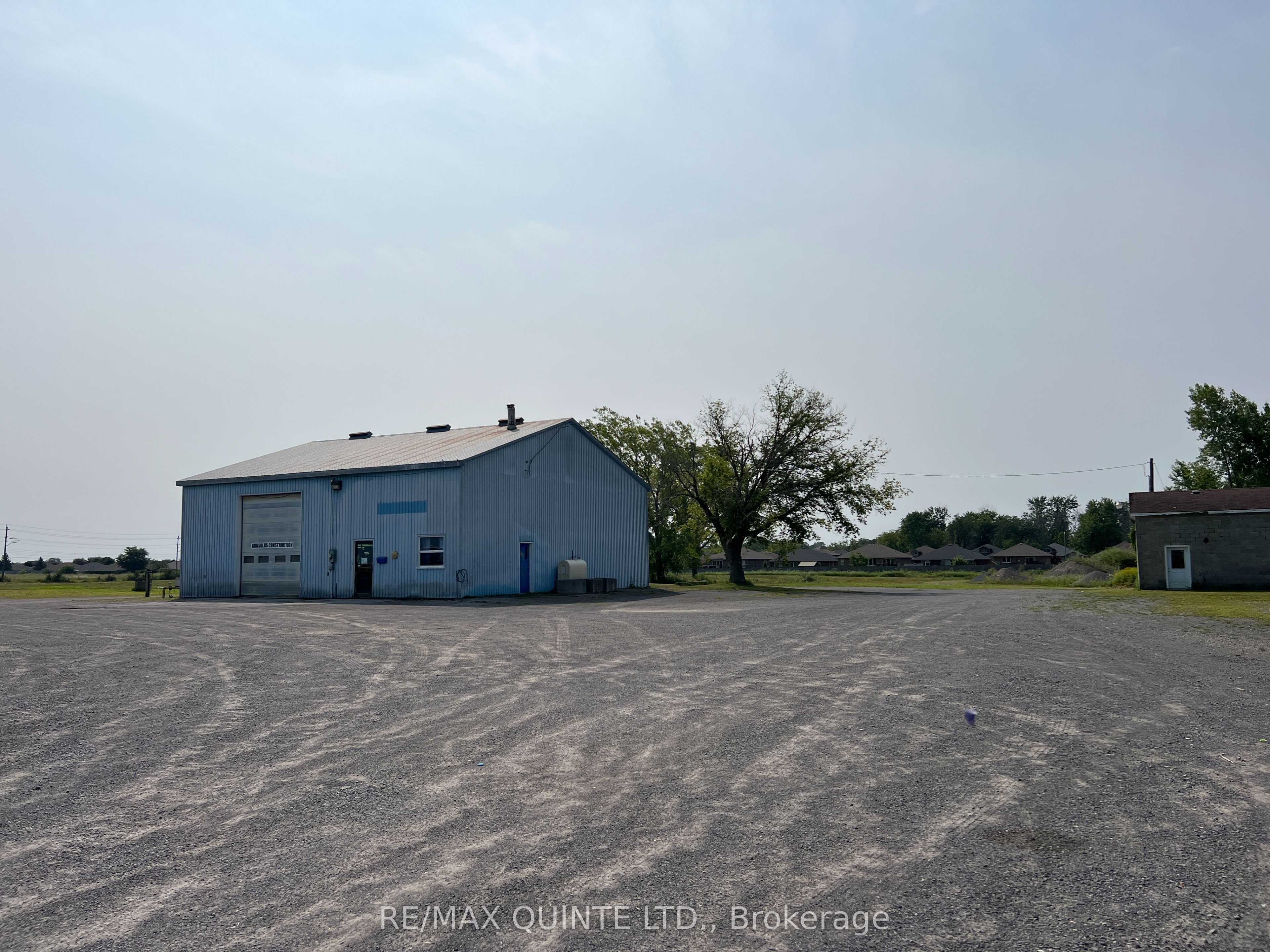 435 Station Street Property Photo 27