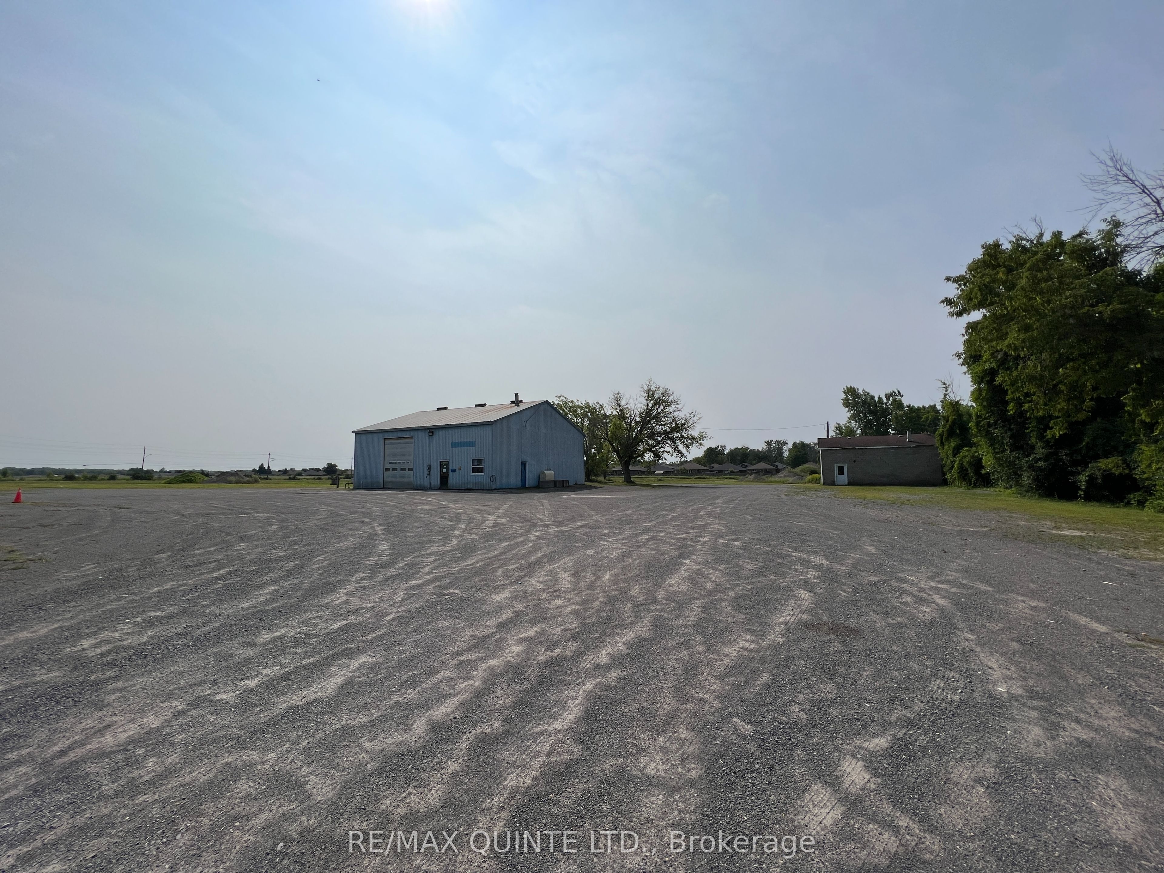 435 Station Street Property Photo 28