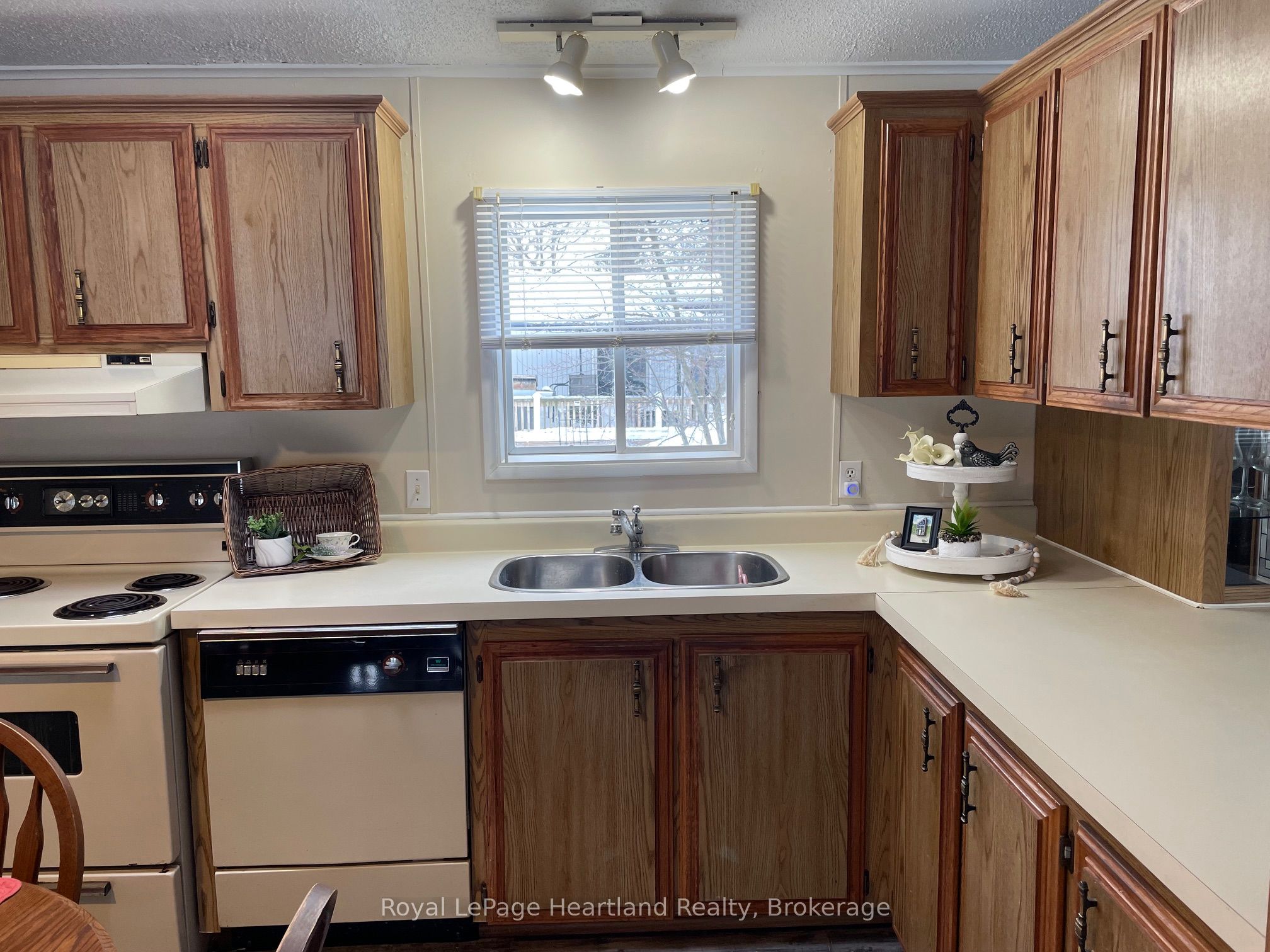 7 Sioux Lane Property Photo 7