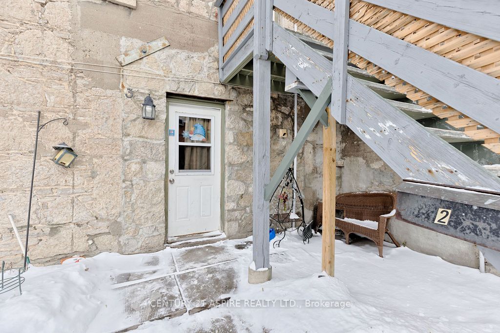 156 Mackay Street Property Photo 32