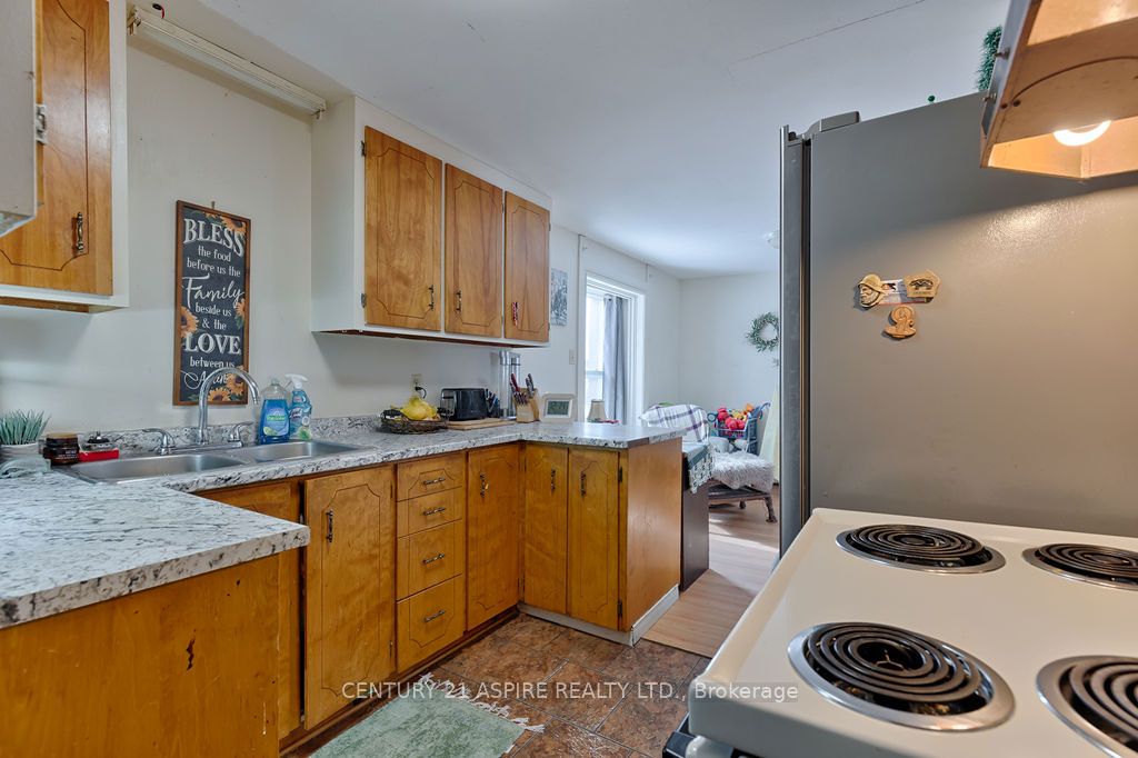 156 Mackay Street Property Photo 34
