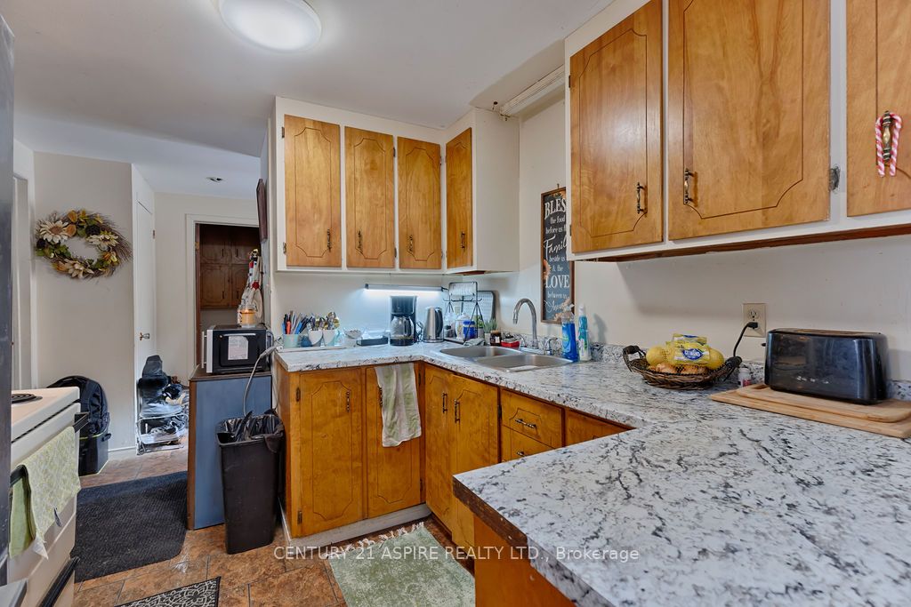 156 Mackay Street Property Photo 35