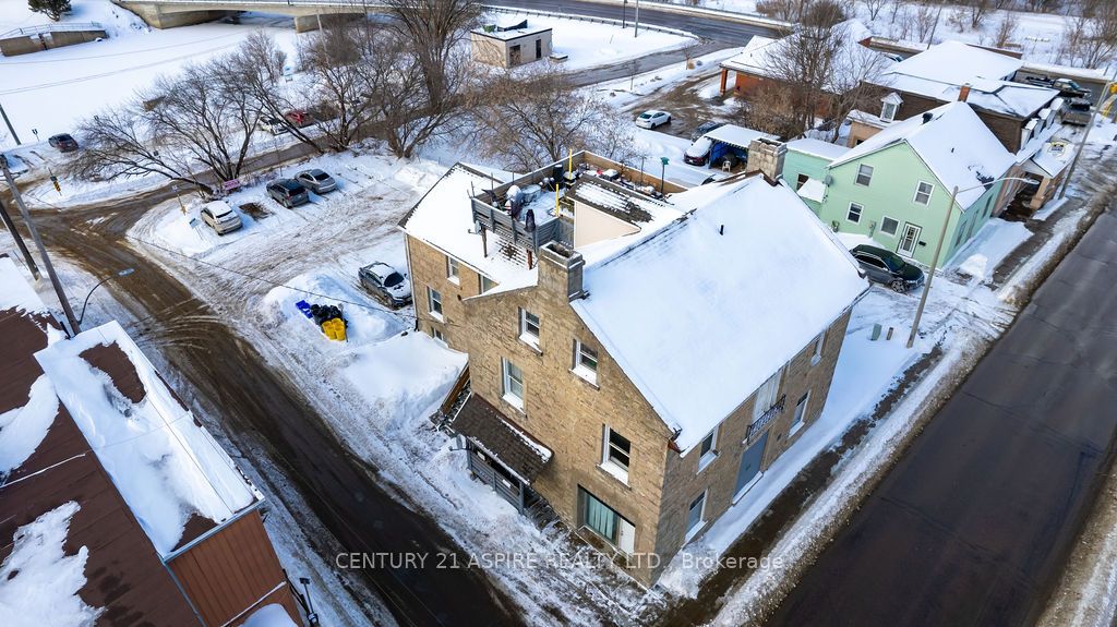 156 Mackay Street Property Photo 46