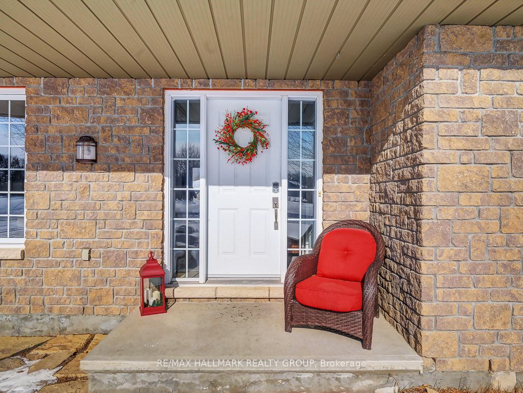 3028 Drew Dr Property Photo 2