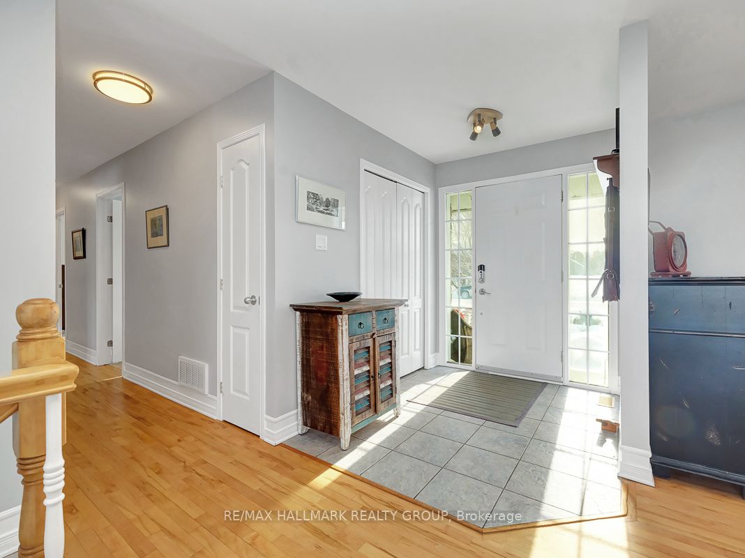 3028 Drew Dr Property Photo 3