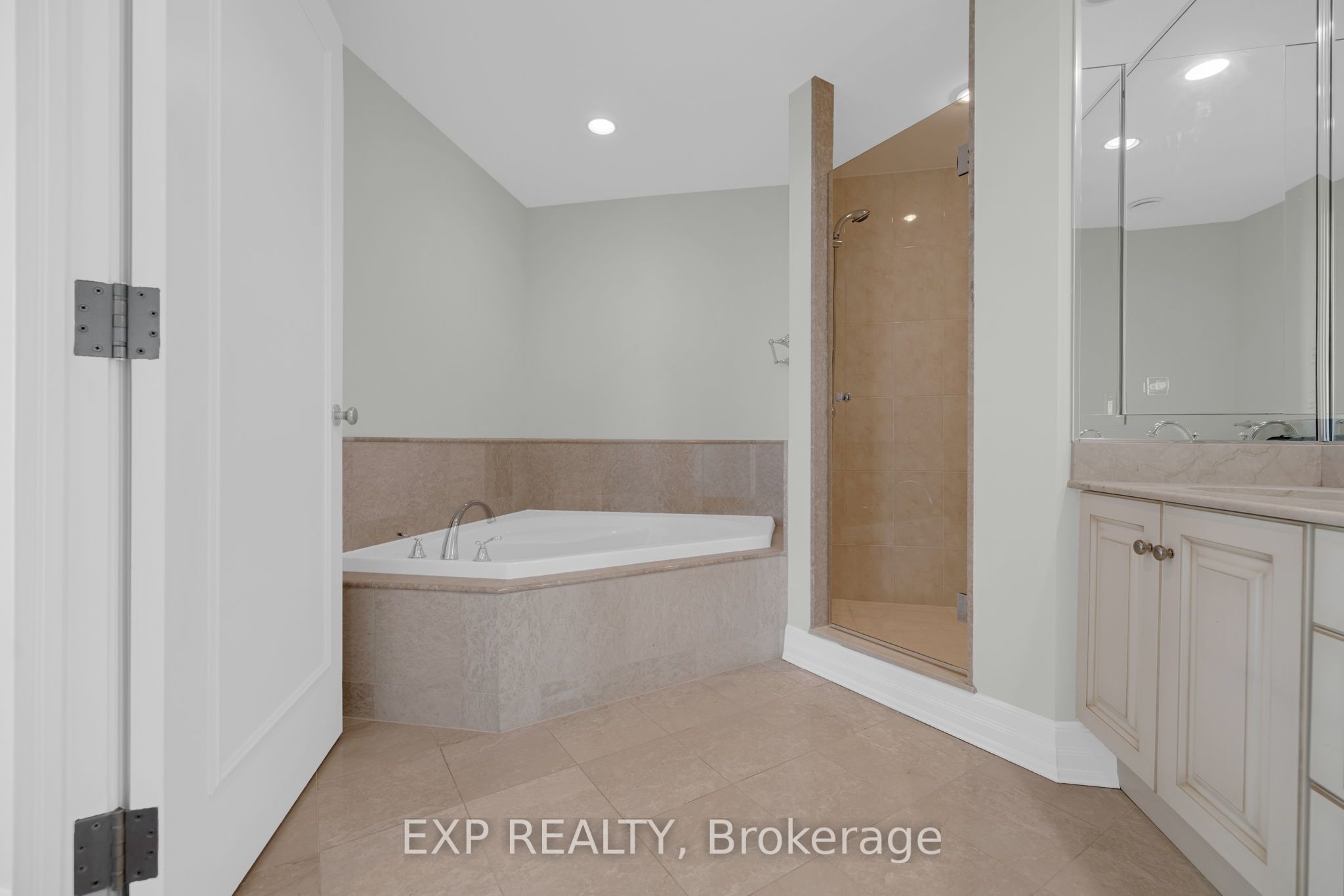 3580 Rivergate Way Property Photo 19
