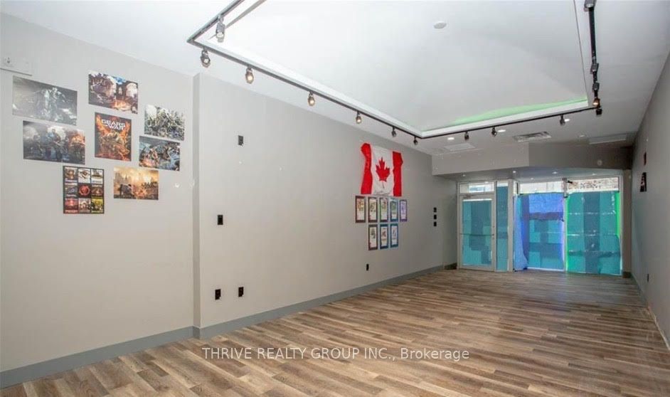 #main Commercial - 187 Dundas Street Property Photo 2