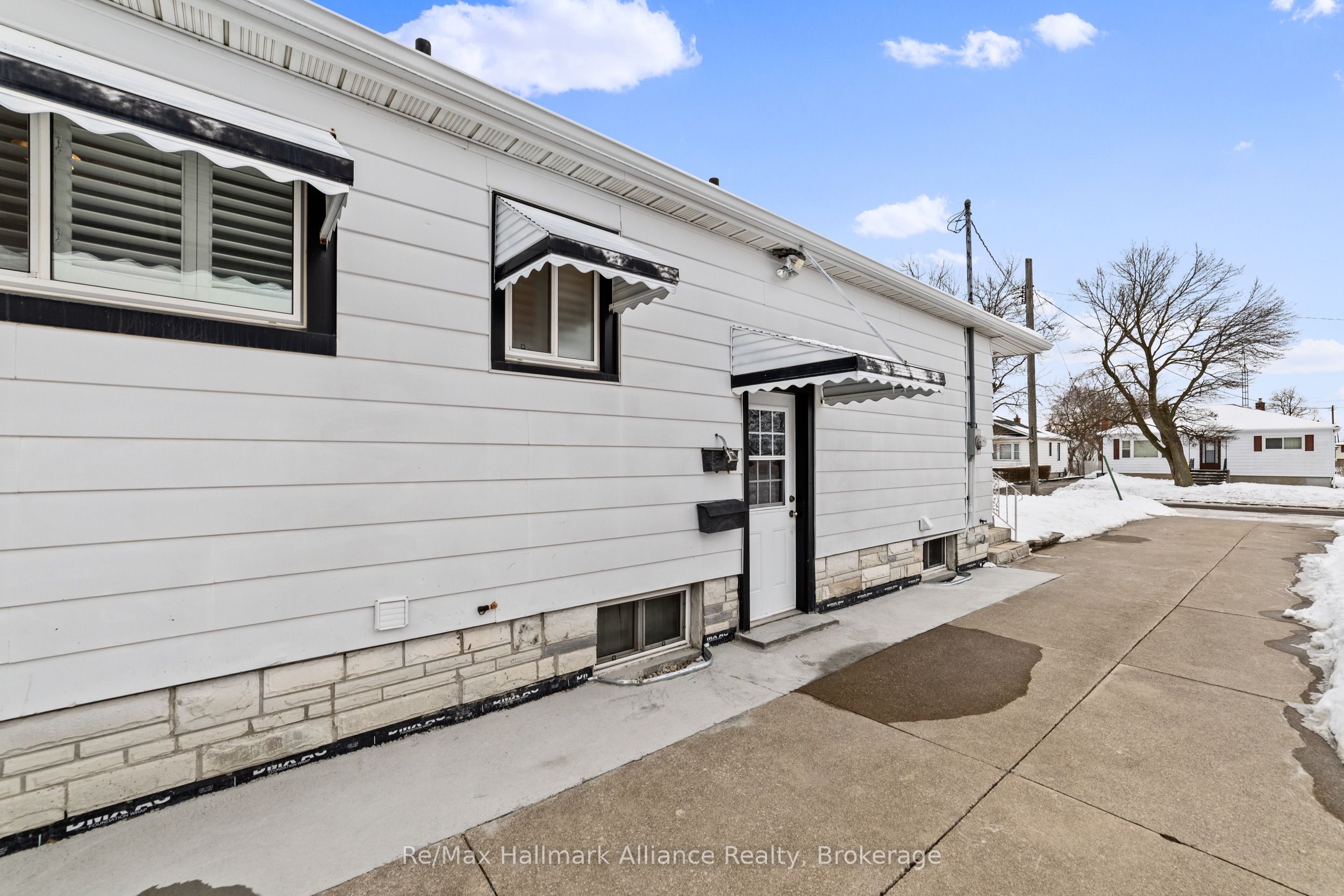 48 Mcdonald Avenue Property Photo 3
