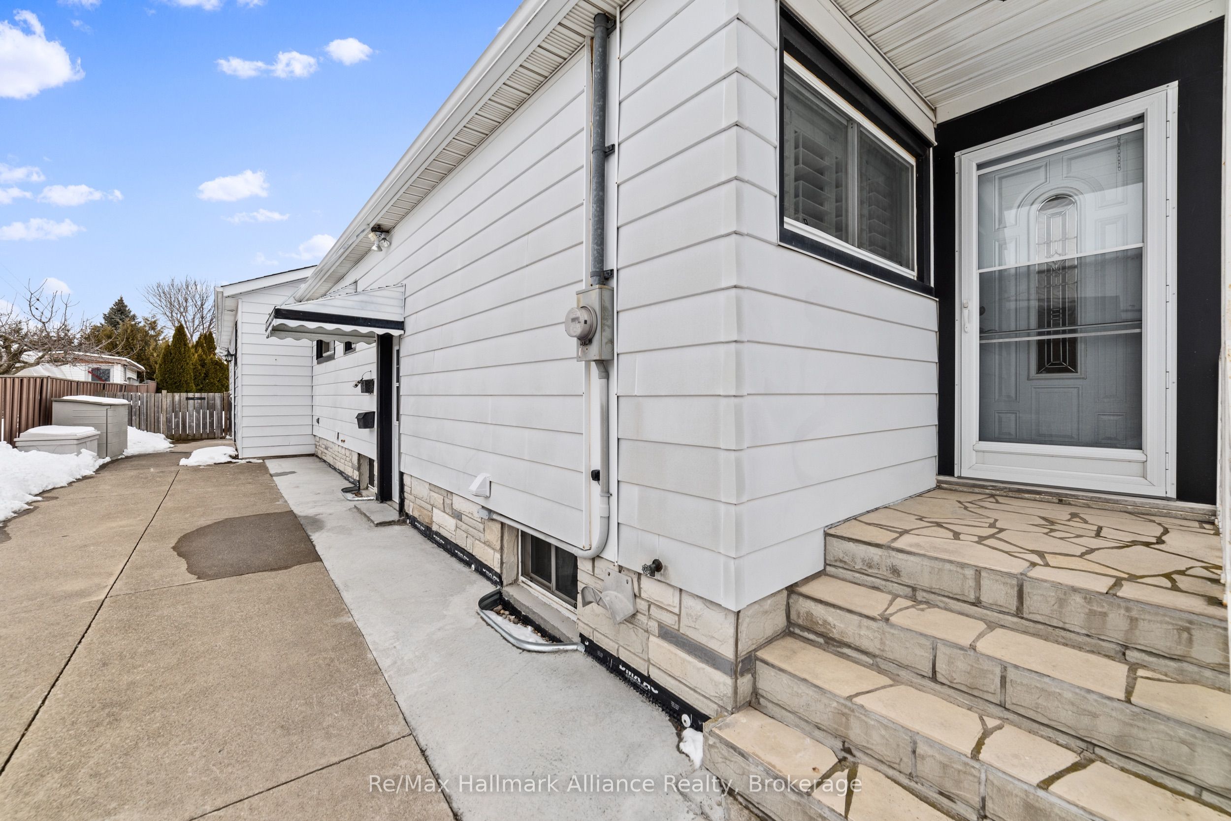 48 Mcdonald Avenue Property Photo 4
