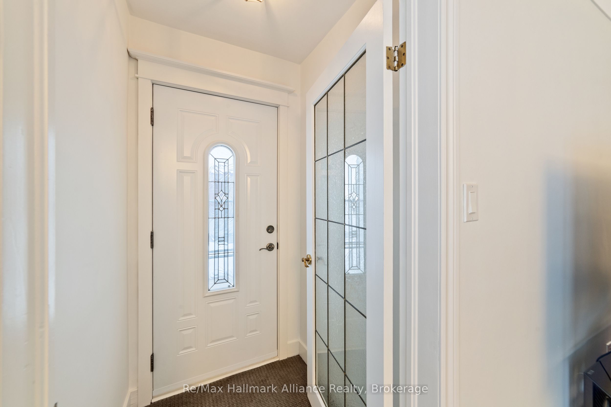 48 Mcdonald Avenue Property Photo 5