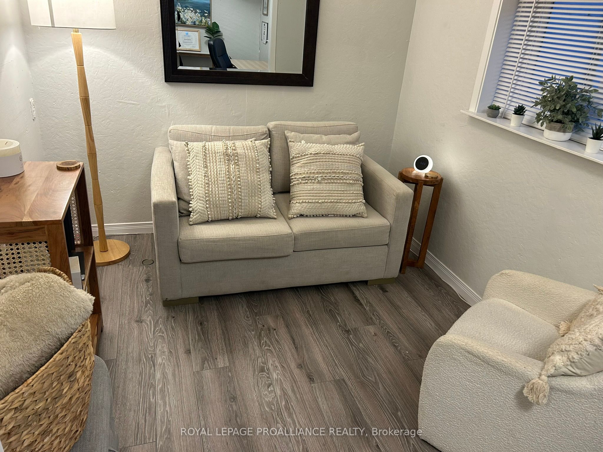 27a Bridge Street Property Photo 14