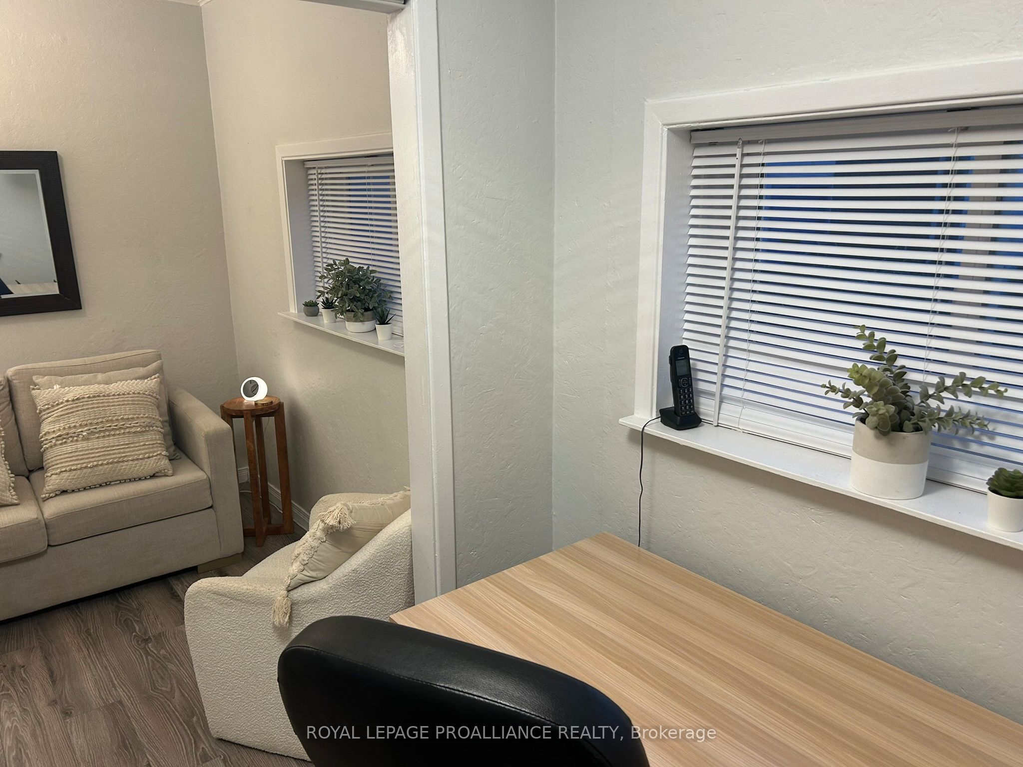 27a Bridge Street Property Photo 16