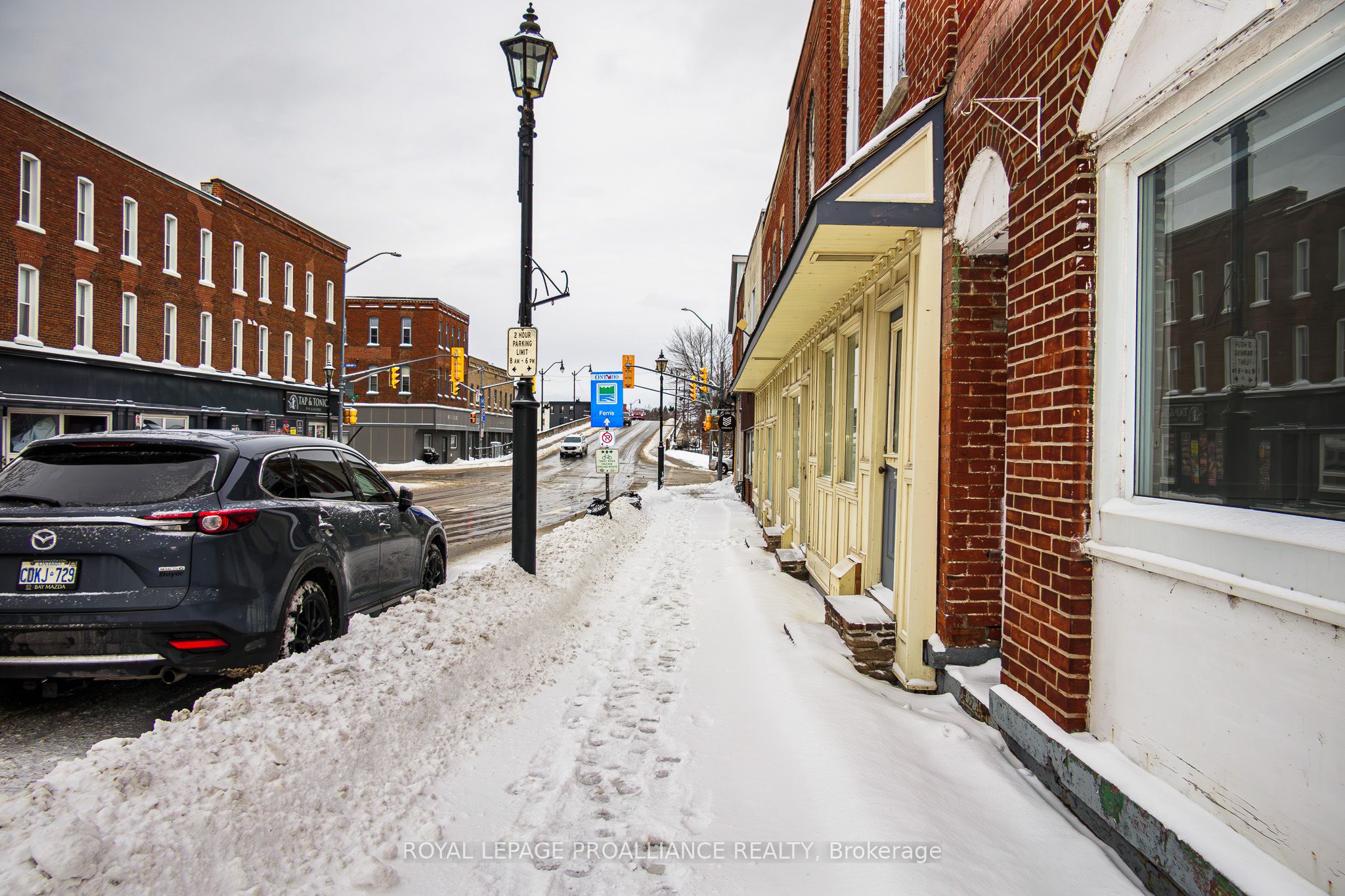 27b Bridge Street Property Photo 4