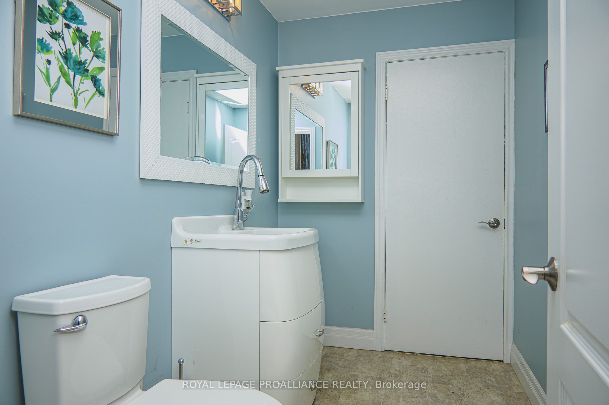 27b Bridge Street Property Photo 13
